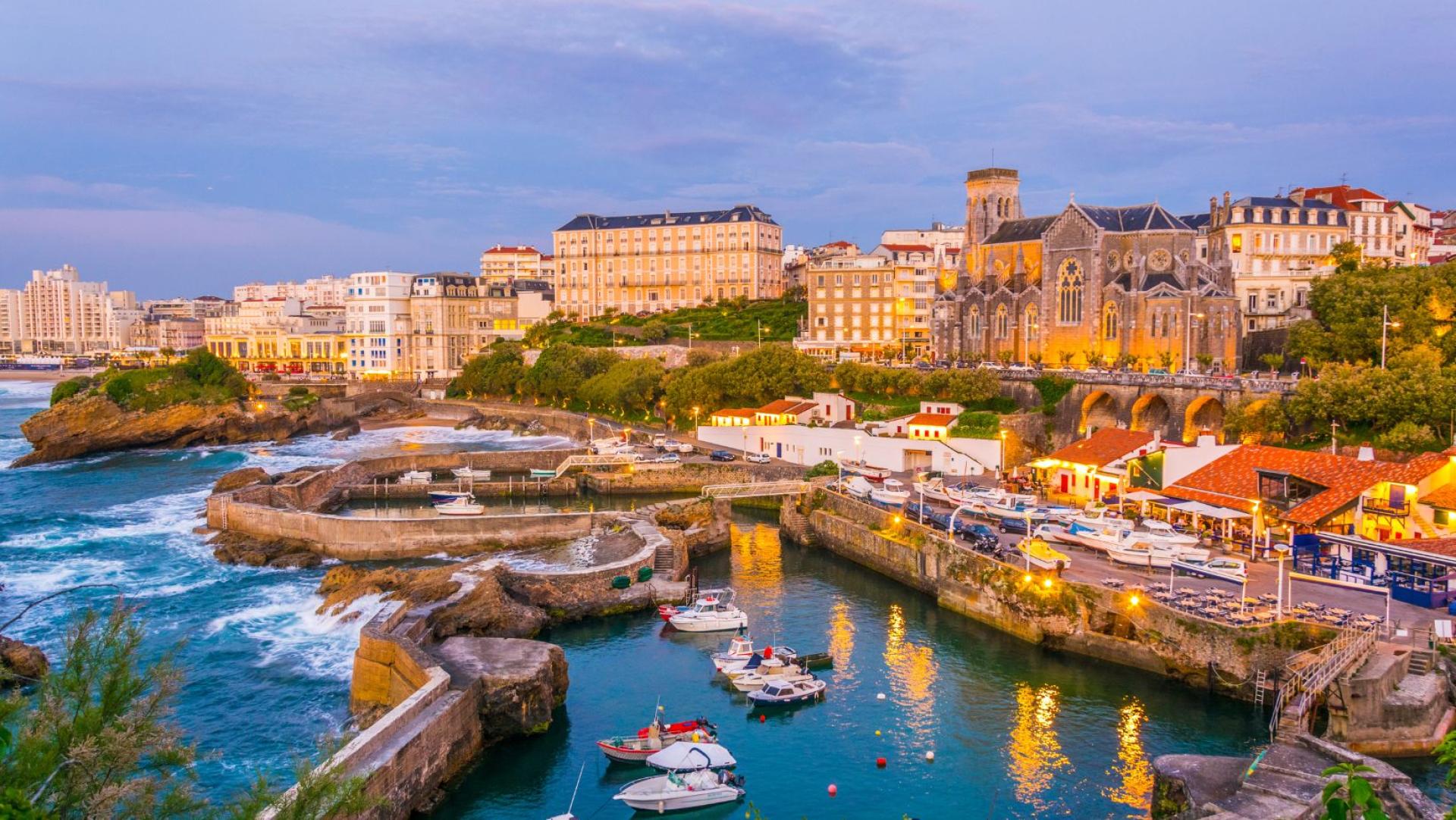 Immobilier à Biarritz : un art de vivre unique sur la côte basque