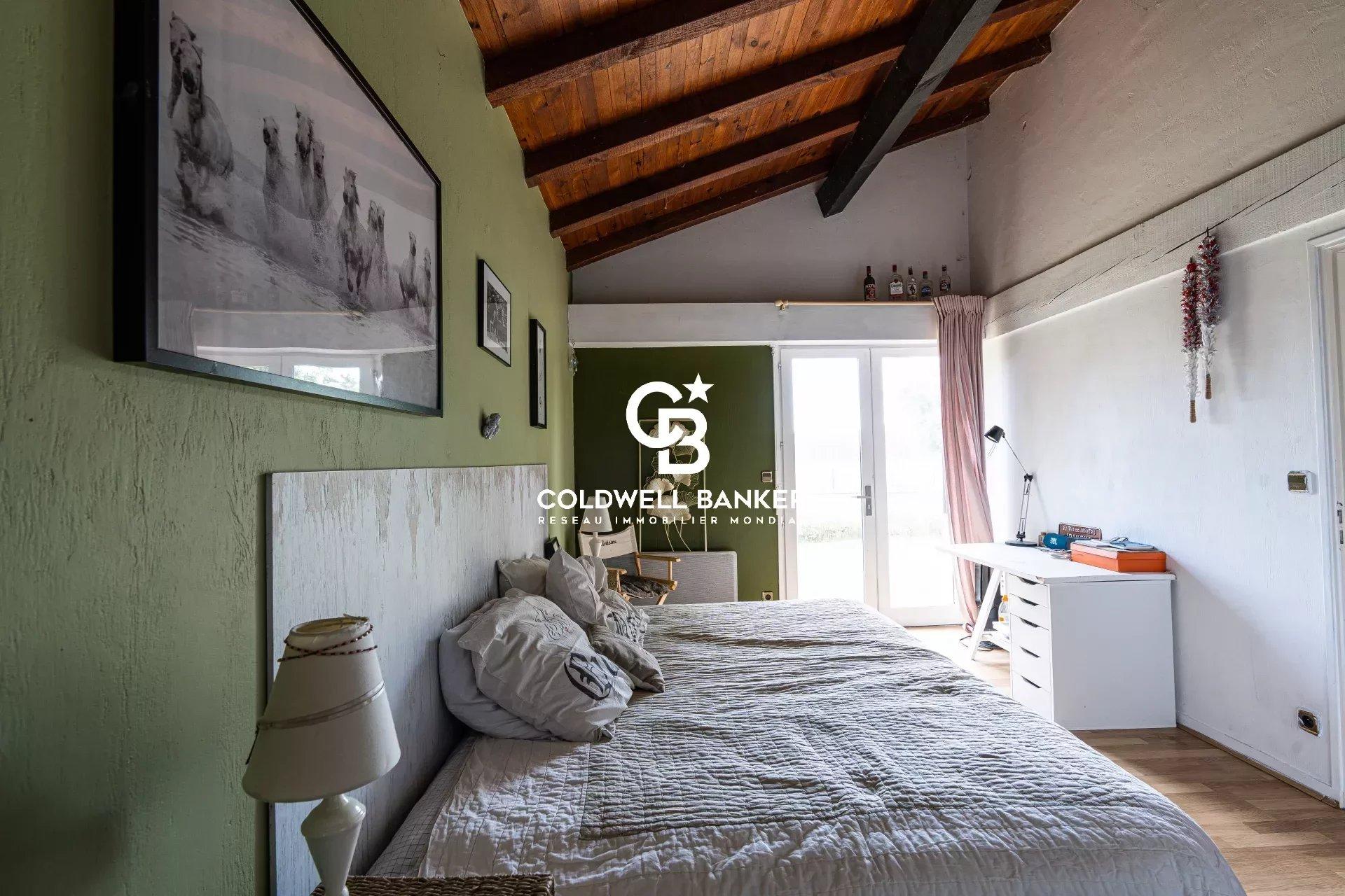 Propriété familiale sur un parc de 6500 m² avec piscine et terrain de tennis à vendre à Saint-Geours-de-Maremne