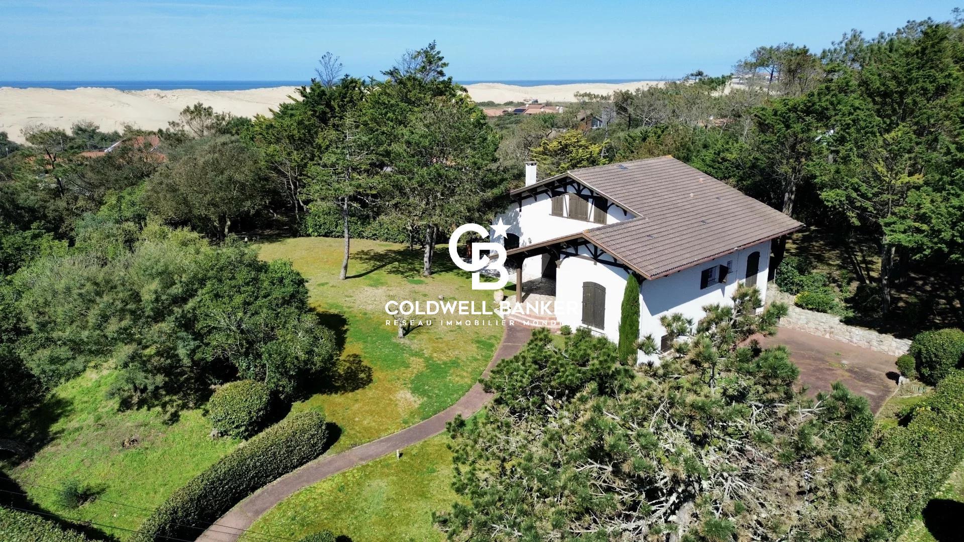 Sélection de belles demeures atypiques en vente dans les Landes Soustons