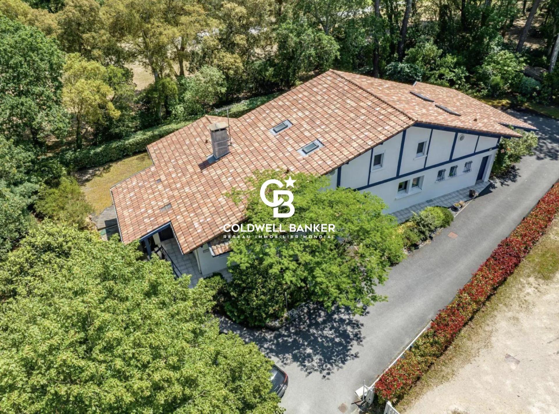 Villa centre ville à pied le long du golf - Hossegor