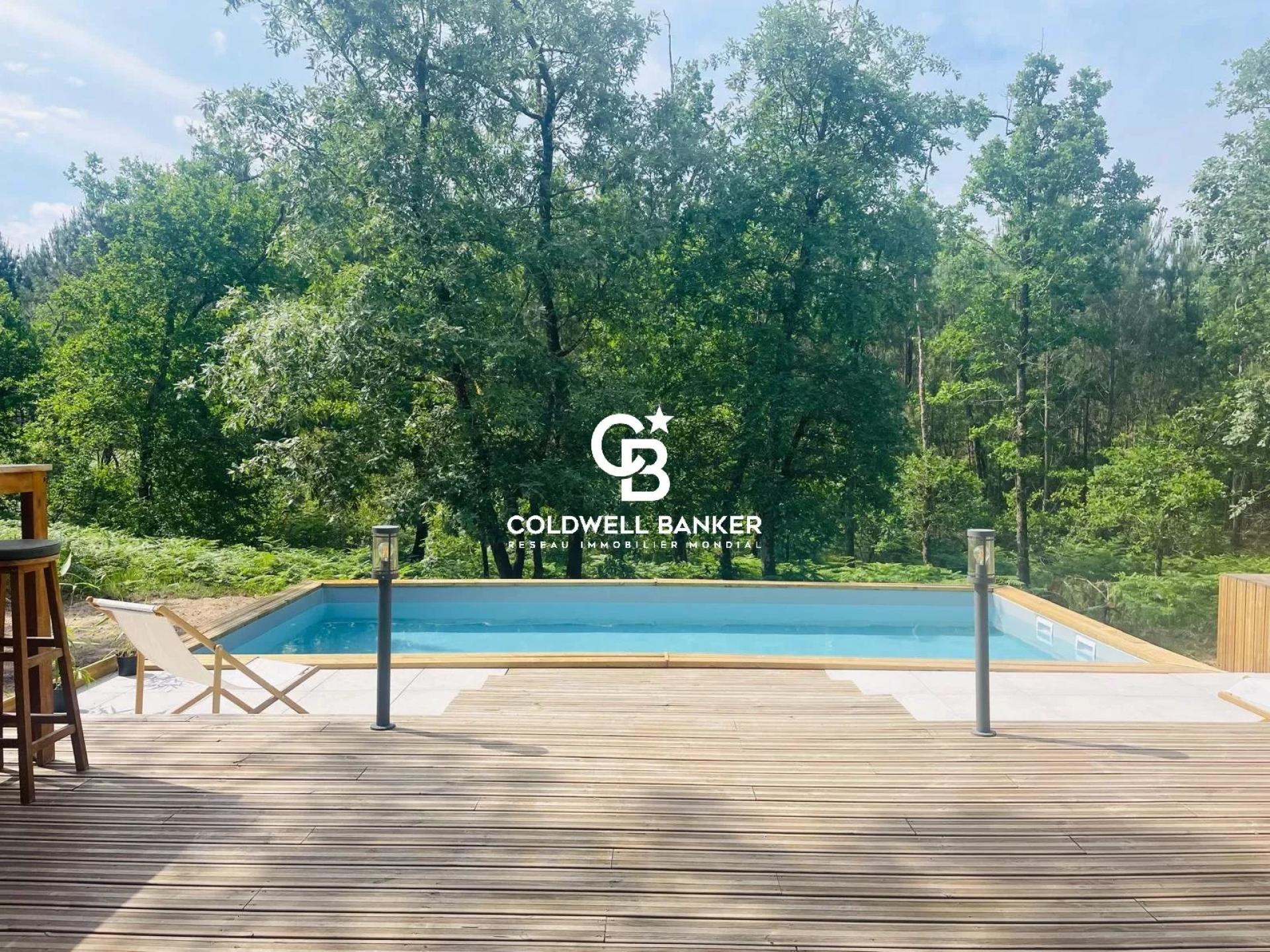 Villa contemporaine en bois avec piscine au cœur de la forêt - Mano