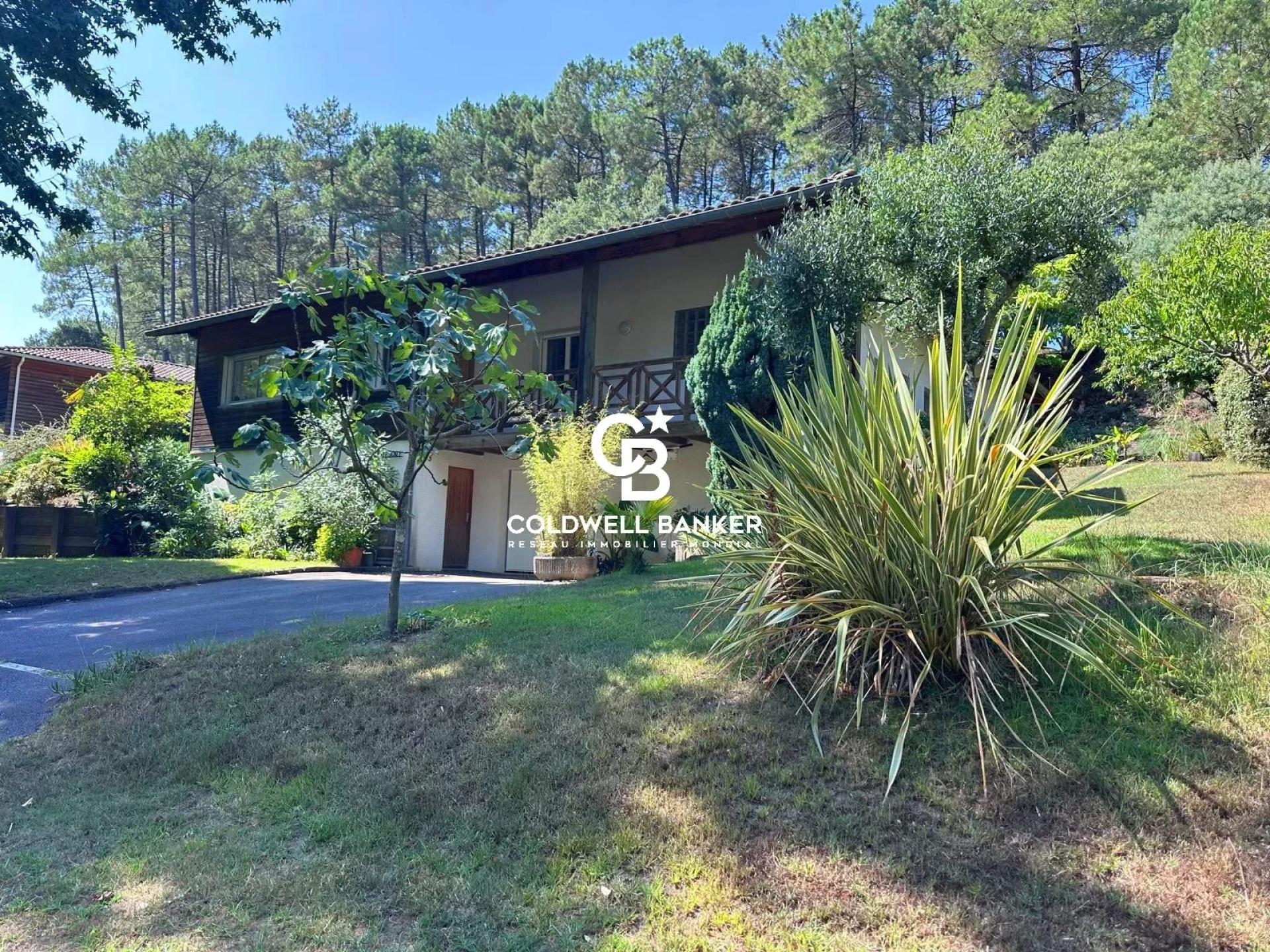 Villa de 4 chambres avec vue panoramique à vendre à Seignosse