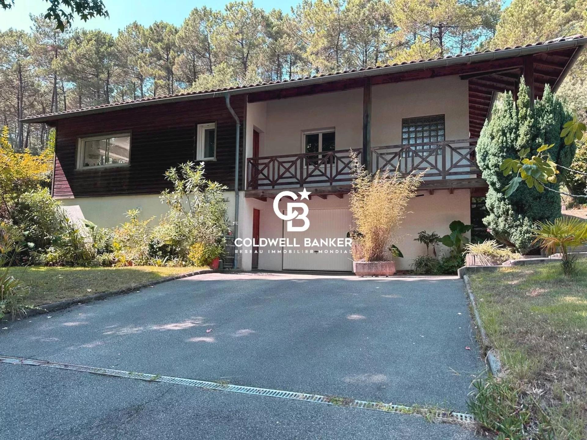 Villa de 4 chambres avec vue panoramique à vendre à Seignosse