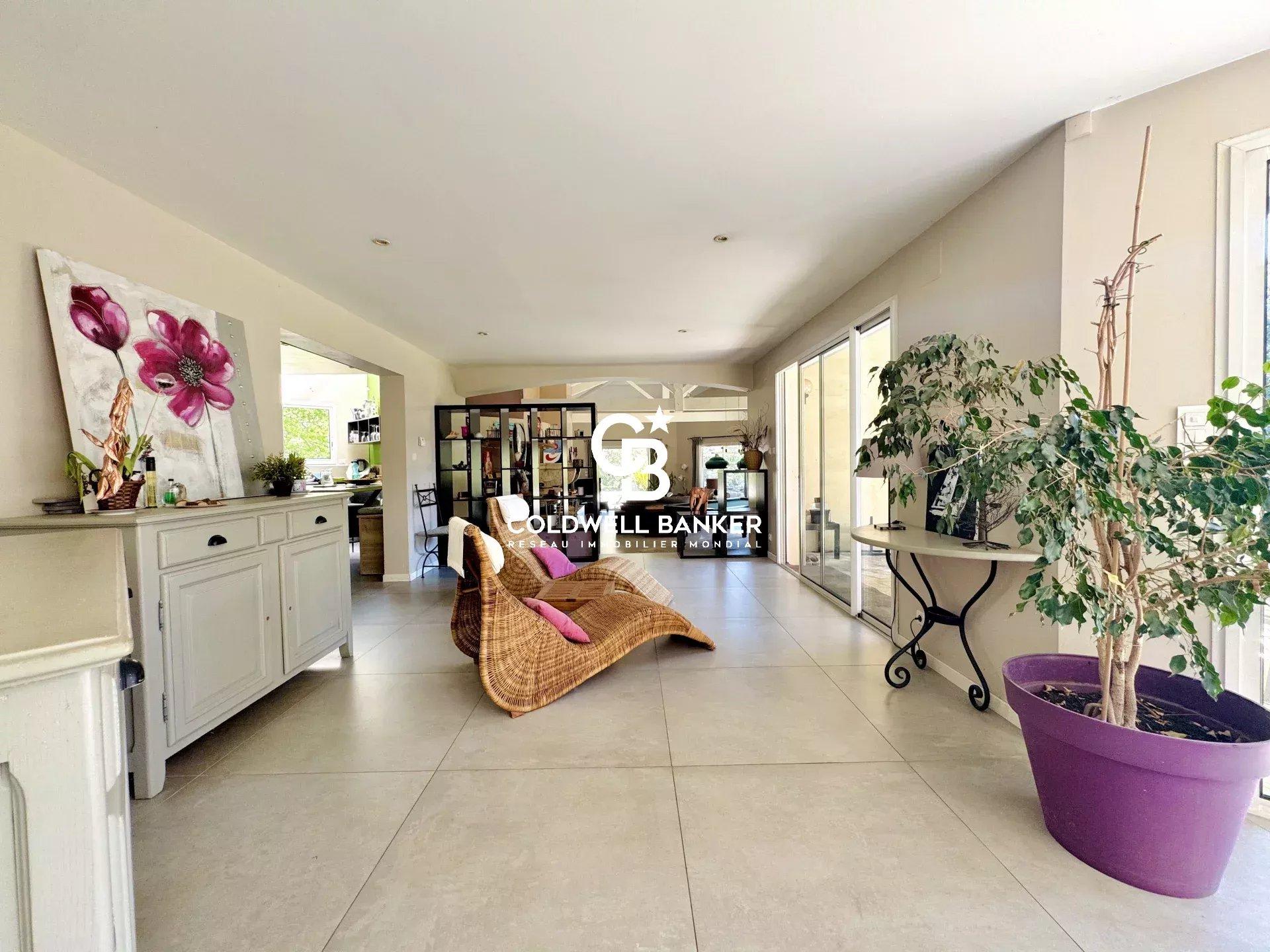 Villa à vendre à Capbreton - avec piscine, proche plage, lac et golf d'Hossegor