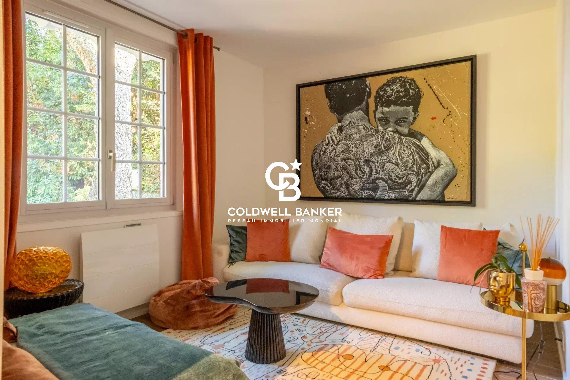 Maison à vendre à Hossegor – propriété entre canal et océan sur grand terrain arboré