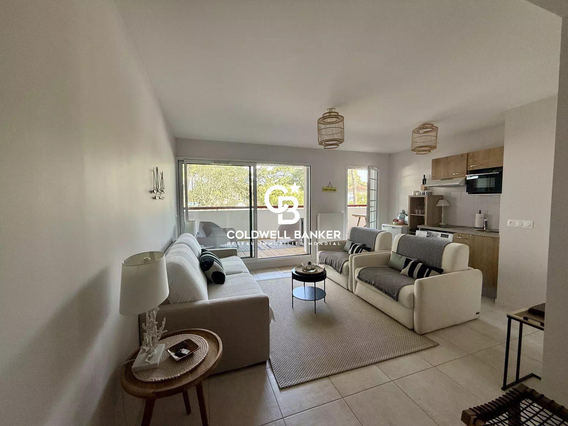 Appartement à vendre à Hossegor - studio dans résidence en plein centre-ville et vue sur le lac