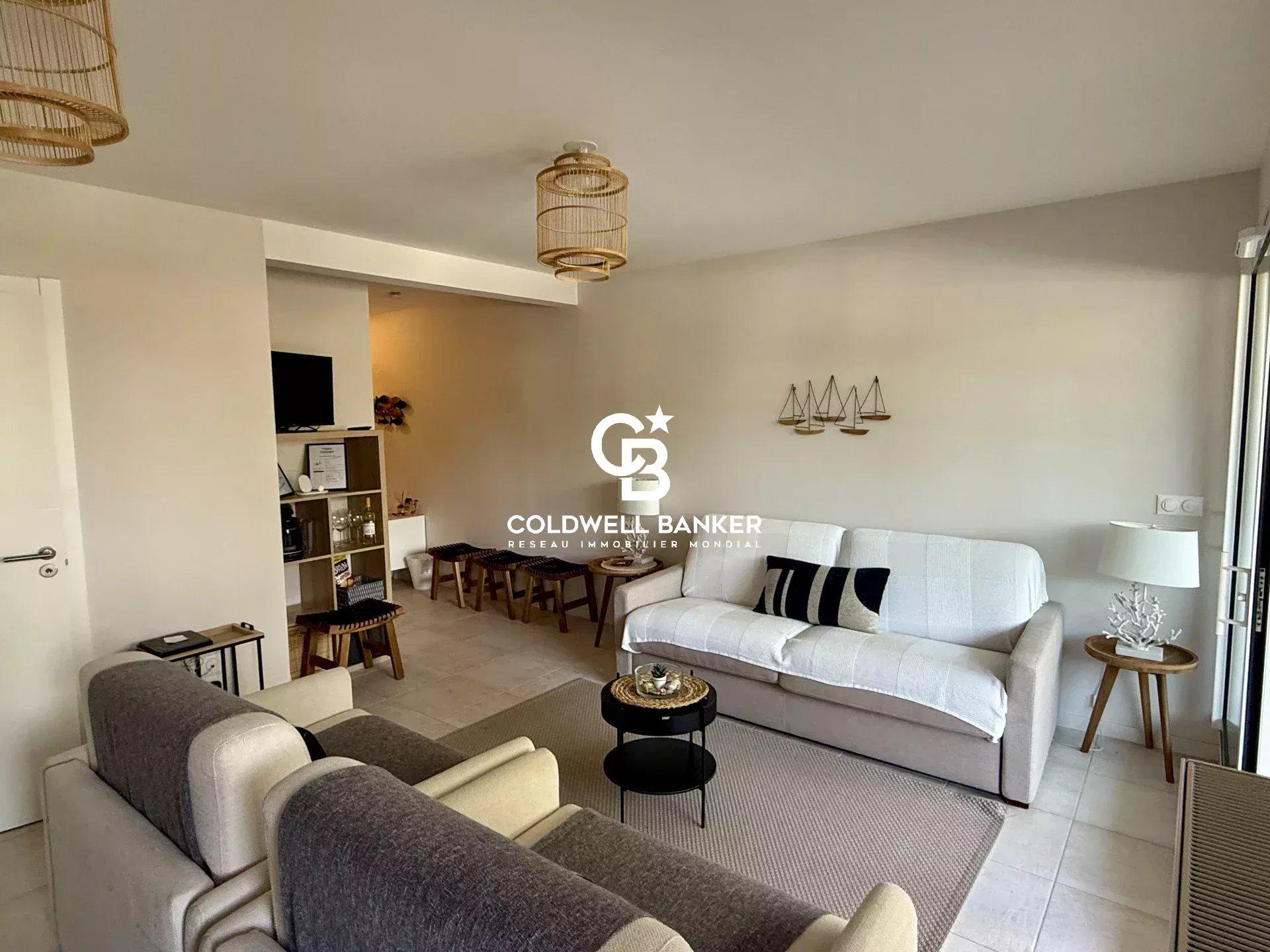Appartement à vendre à Hossegor - studio dans résidence en plein centre-ville et vue sur le lac