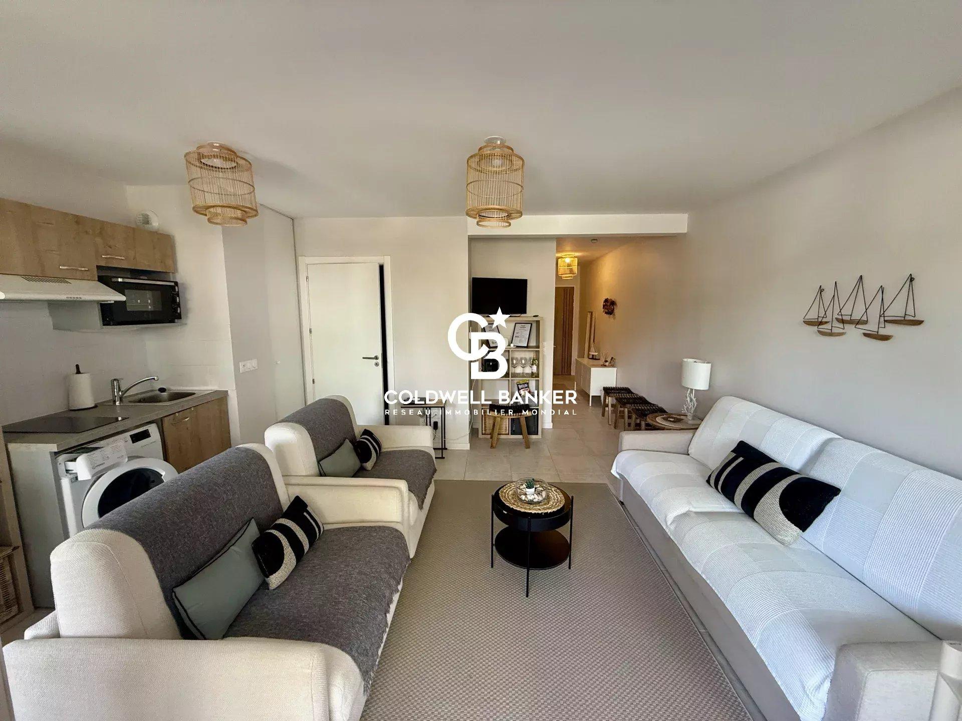 Appartement à vendre à Hossegor - studio dans résidence en plein centre-ville et vue sur le lac