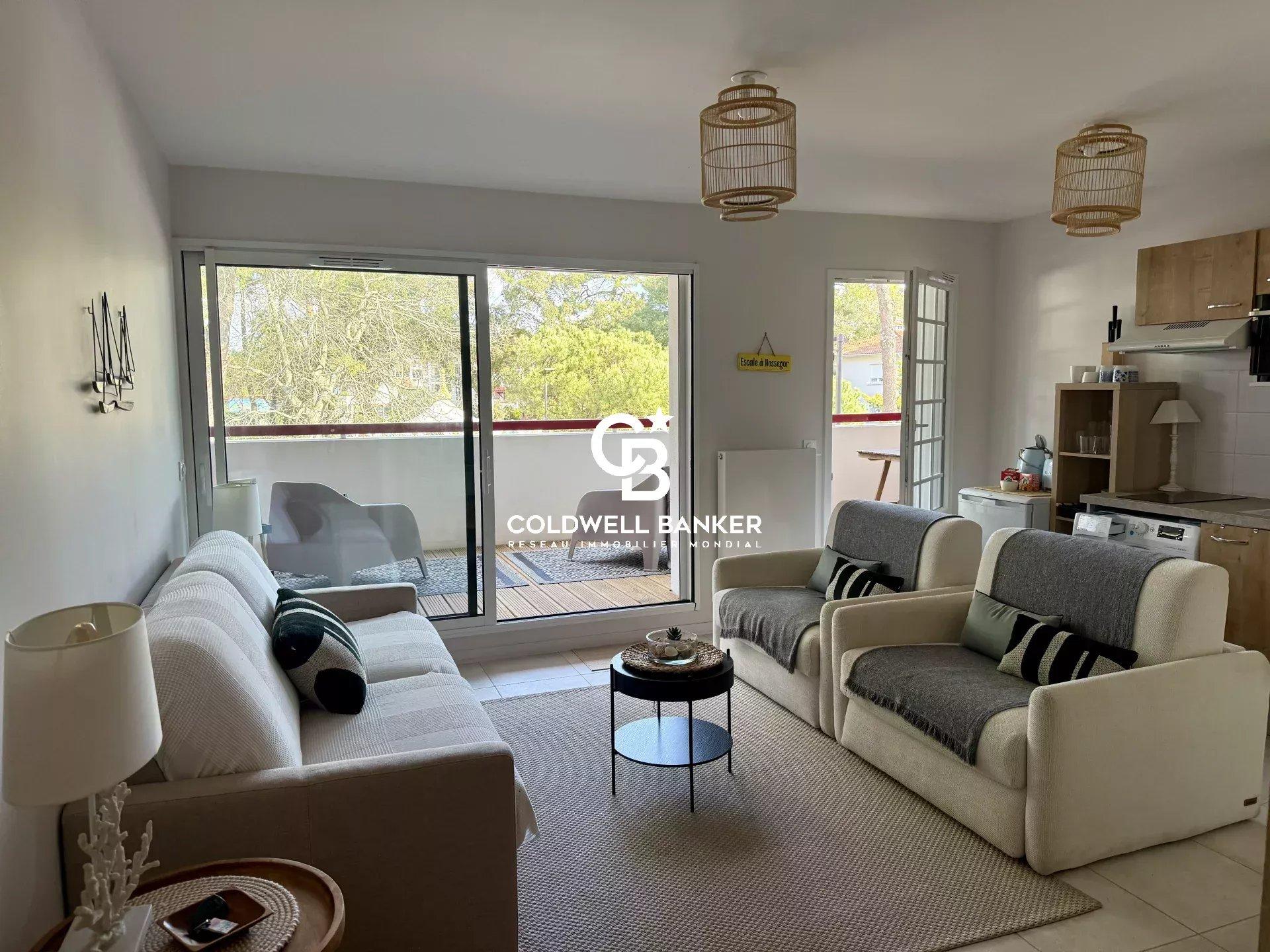 Appartement à vendre à Hossegor - studio dans résidence en plein centre-ville et vue sur le lac
