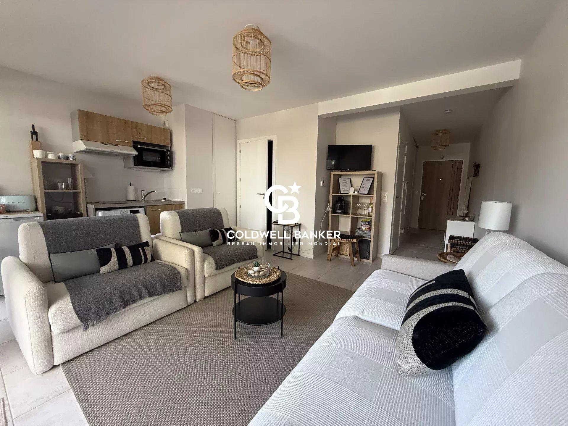 Appartement à vendre à Hossegor - studio dans résidence en plein centre-ville et vue sur le lac