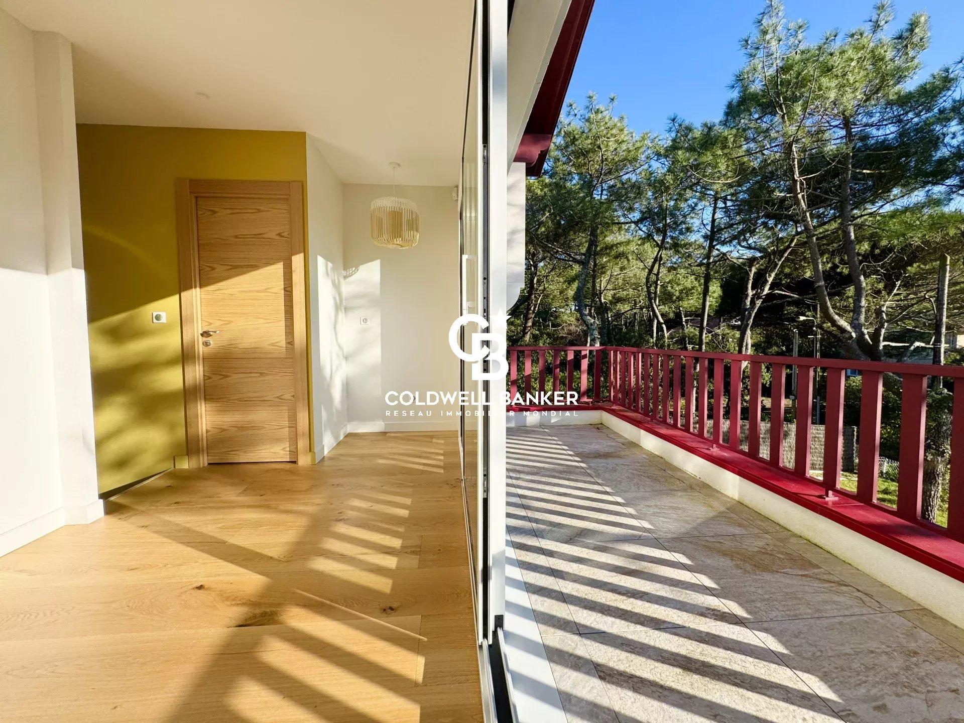 Villa contemporaine à vendre à Hossegor - prestations haut de gamme, piscine, plage à 100 mètres