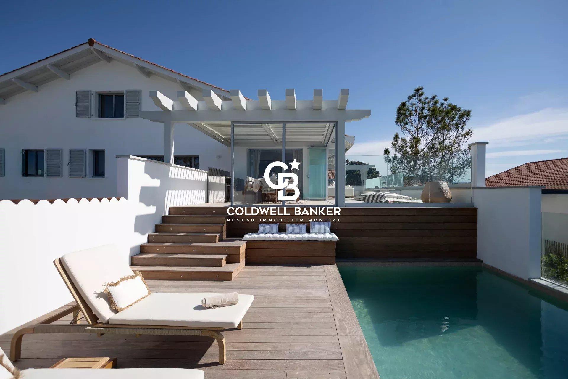 Maison à vendre à Biarritz Milady - contemporaine, vue panoramique océan, 5 suites, piscine