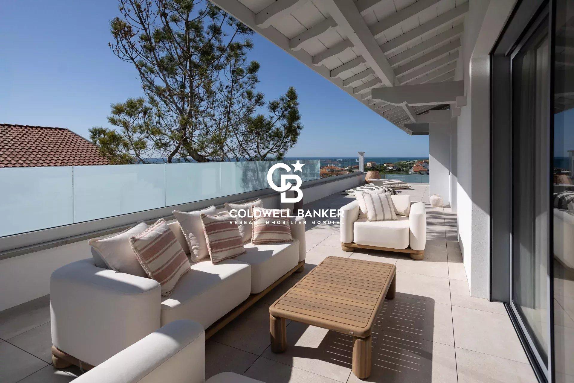 Maison à vendre à Biarritz Milady - contemporaine, vue panoramique océan, 5 suites, piscine