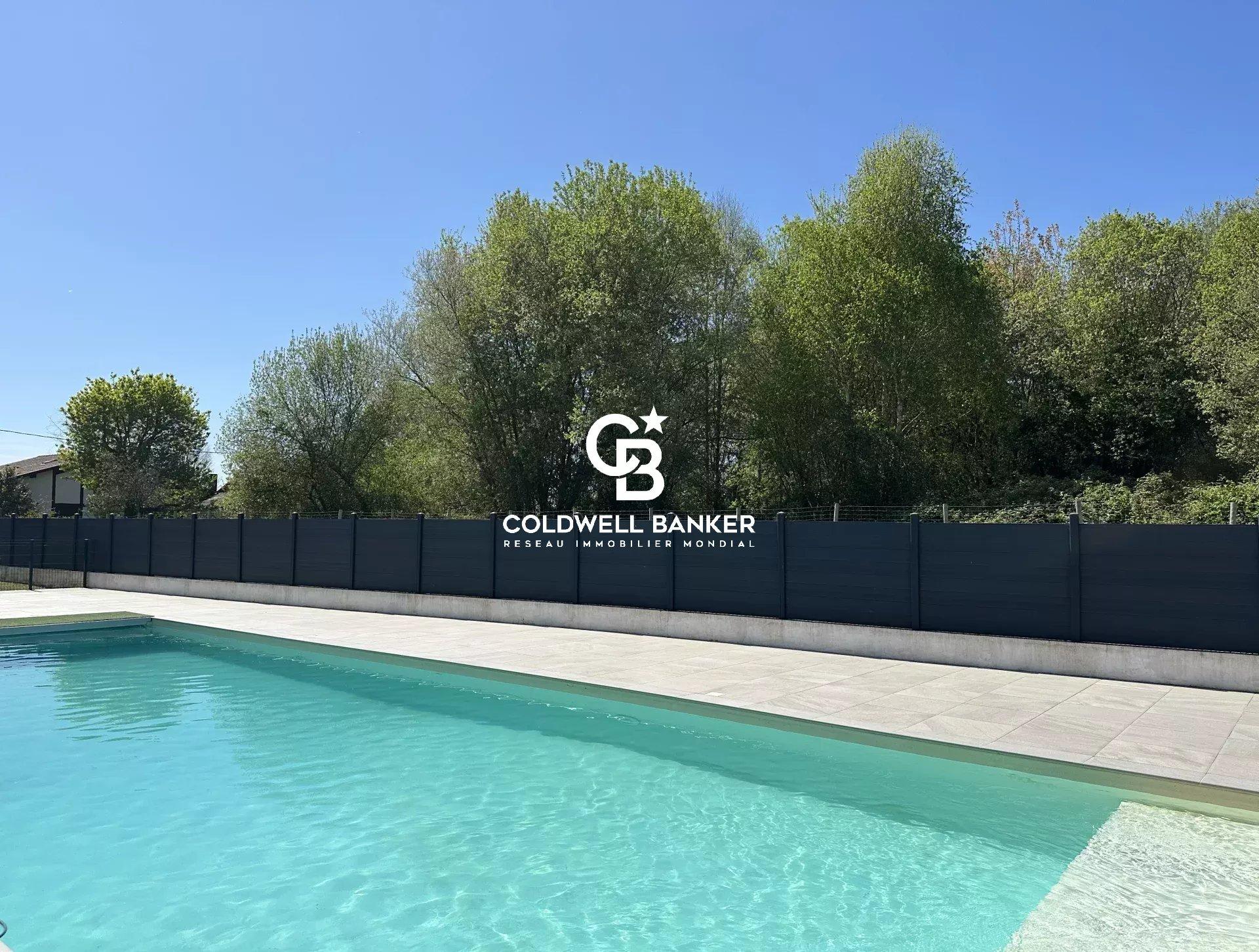 Maison à vendre à Dax - demeure de 450 m², rénovée, 3 appartements et parc arboré