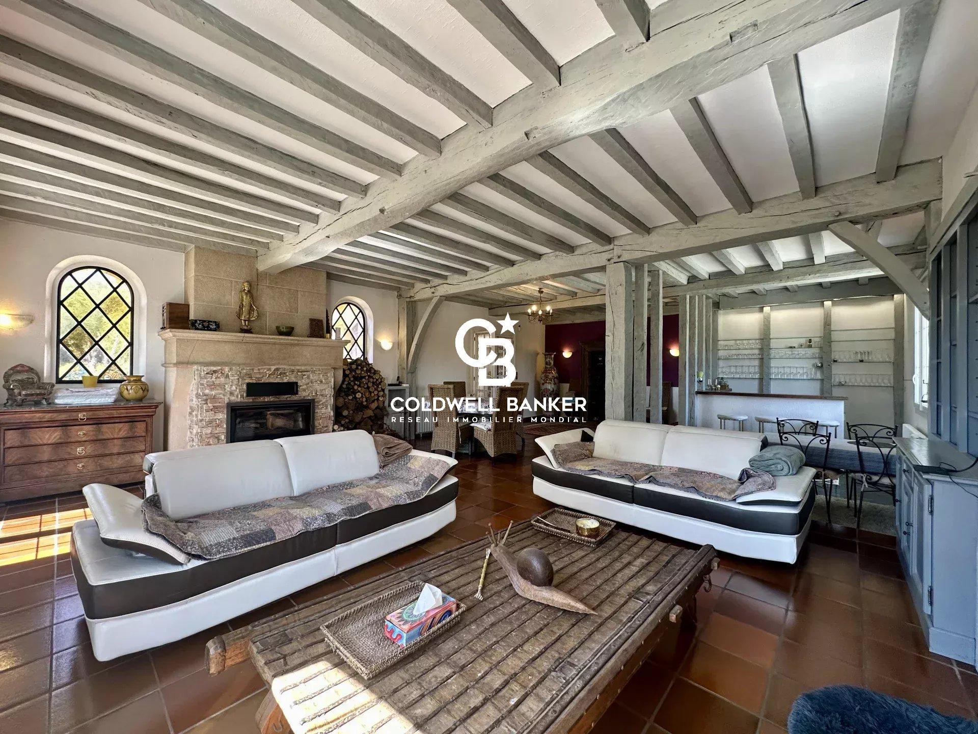 Maison à vendre à Dax - demeure de 450 m², rénovée, 3 appartements et parc arboré