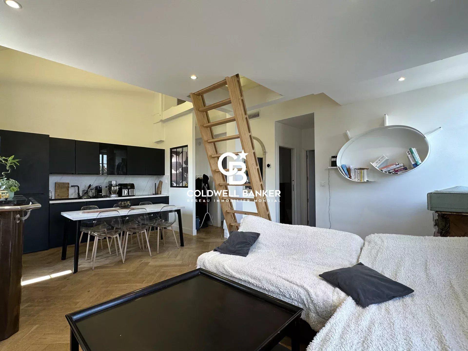 Appartement lumineux au dernier étage à vendre Anglet - avec mezzanine et deux balcons