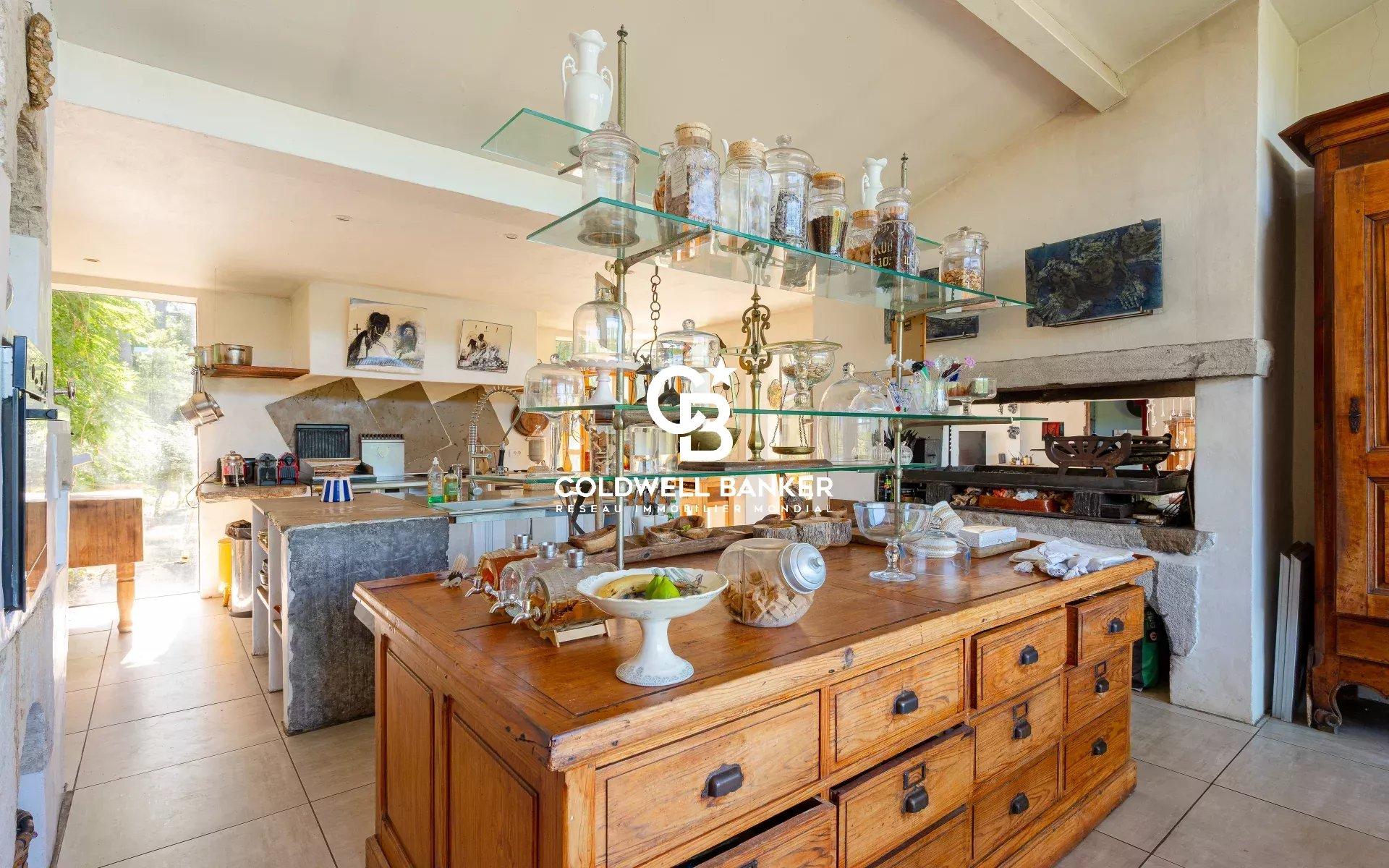 Maison à vendre à Angresse – propriété d’exception sur 20 hectares avec étang et dépendance