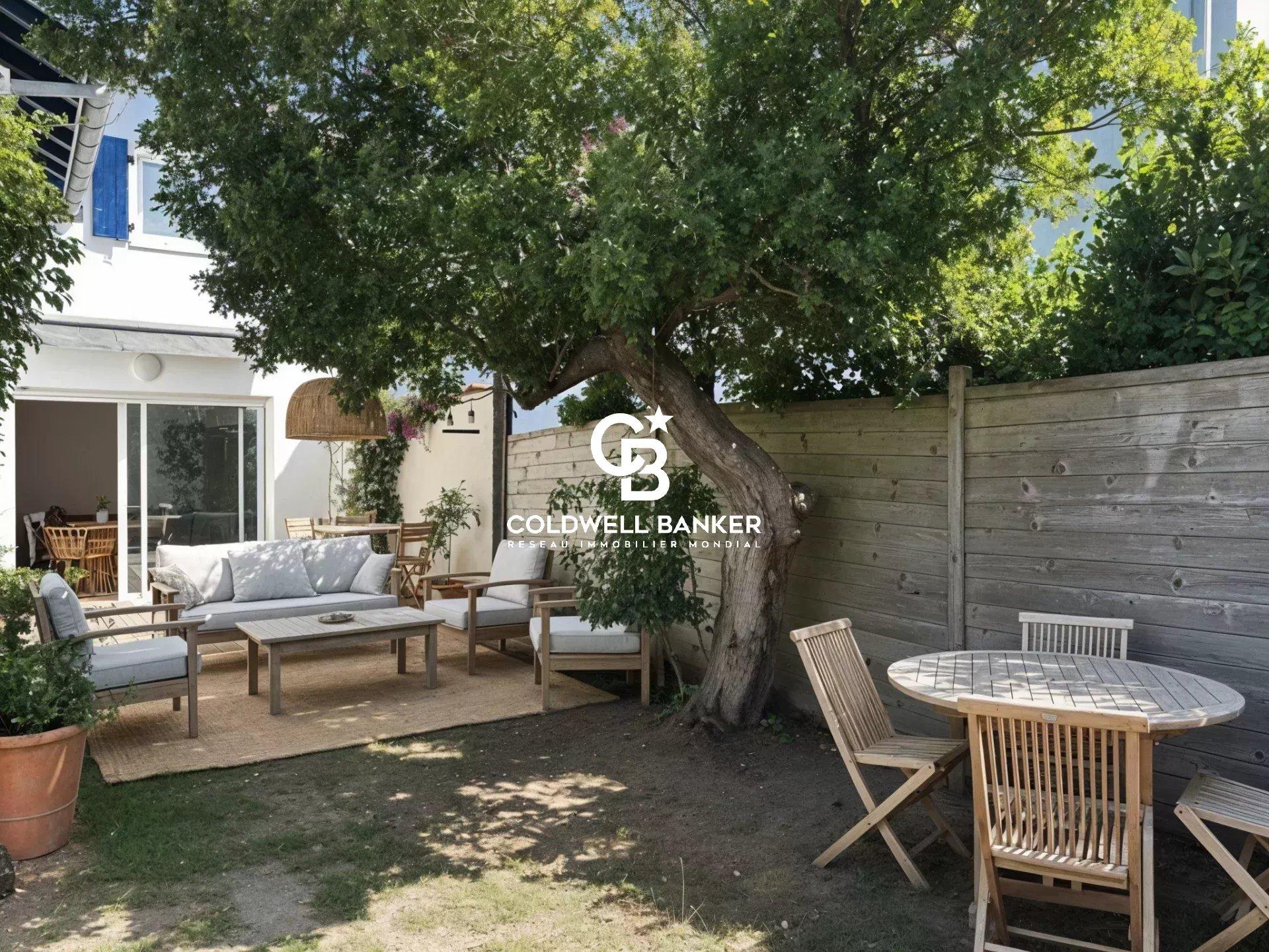 Maison à vendre à Hossegor – mitoyenne proche centre-ville et lac marin avec terrasse