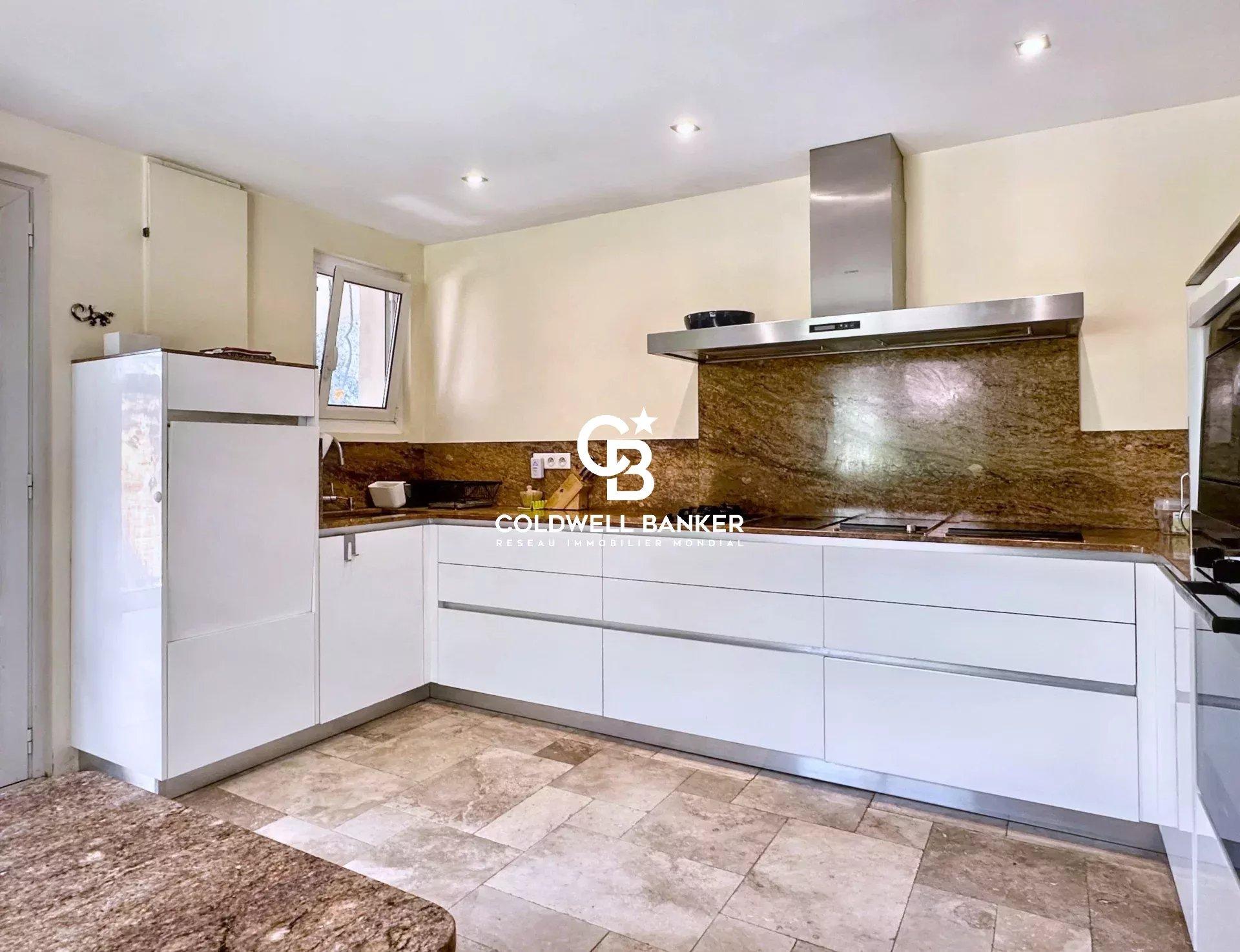 Maison à vendre à Labenne-Océan – maison rénovée avec piscine, 4 chambres et jardin paysager