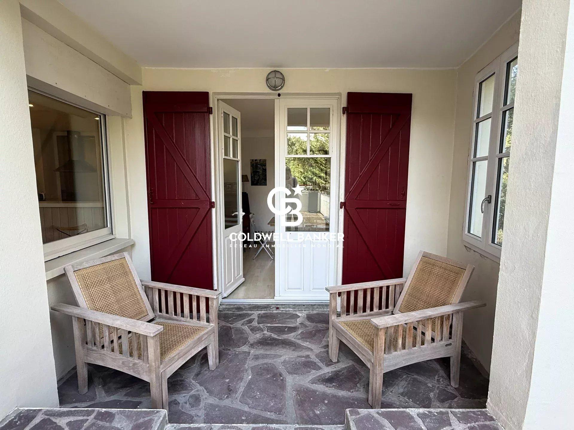 Appartement à vendre à Hossegor - 200 m² rénové avec terrasses et vue canal