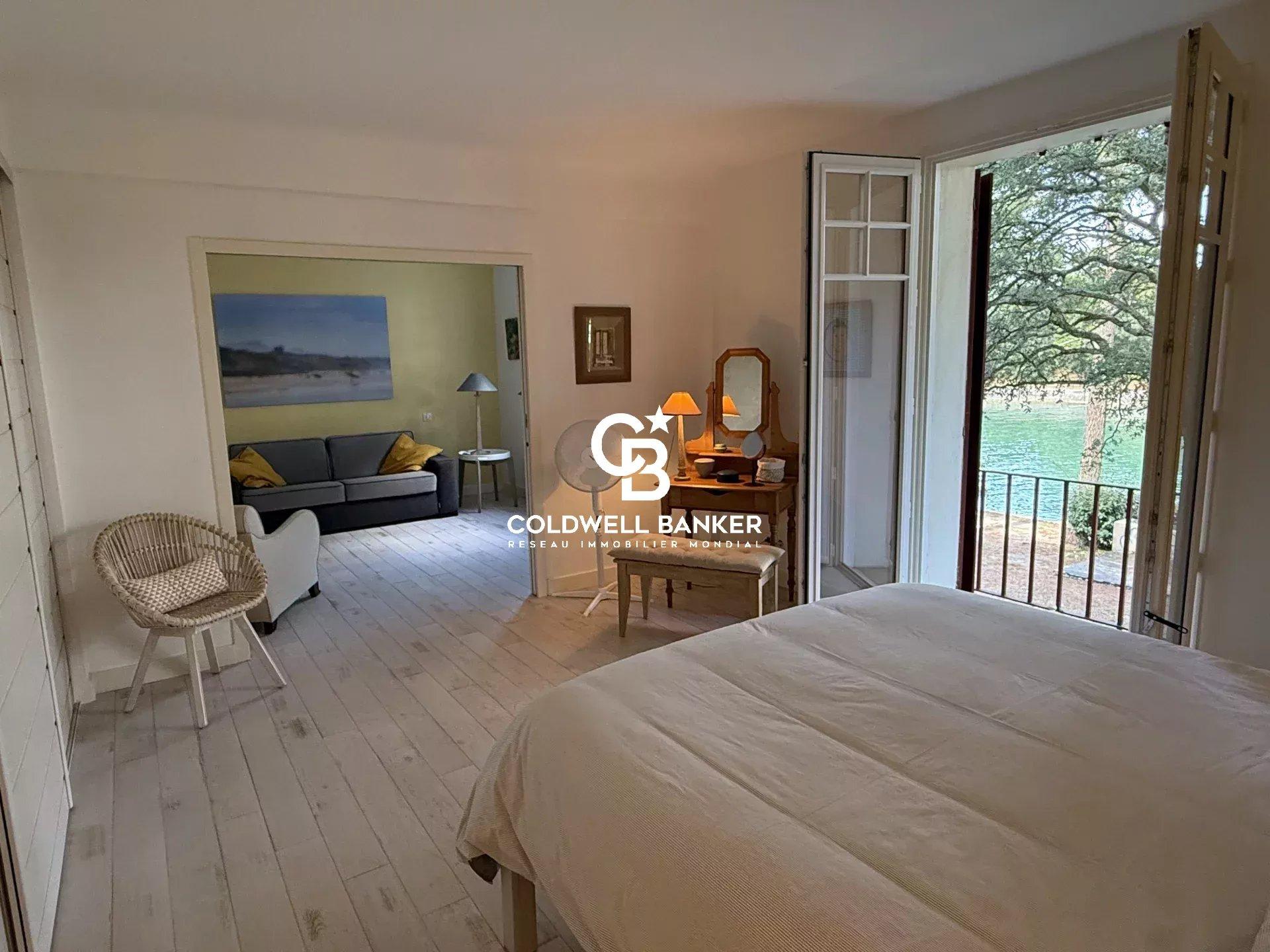 Appartement à vendre à Hossegor - 200 m² rénové avec terrasses et vue canal