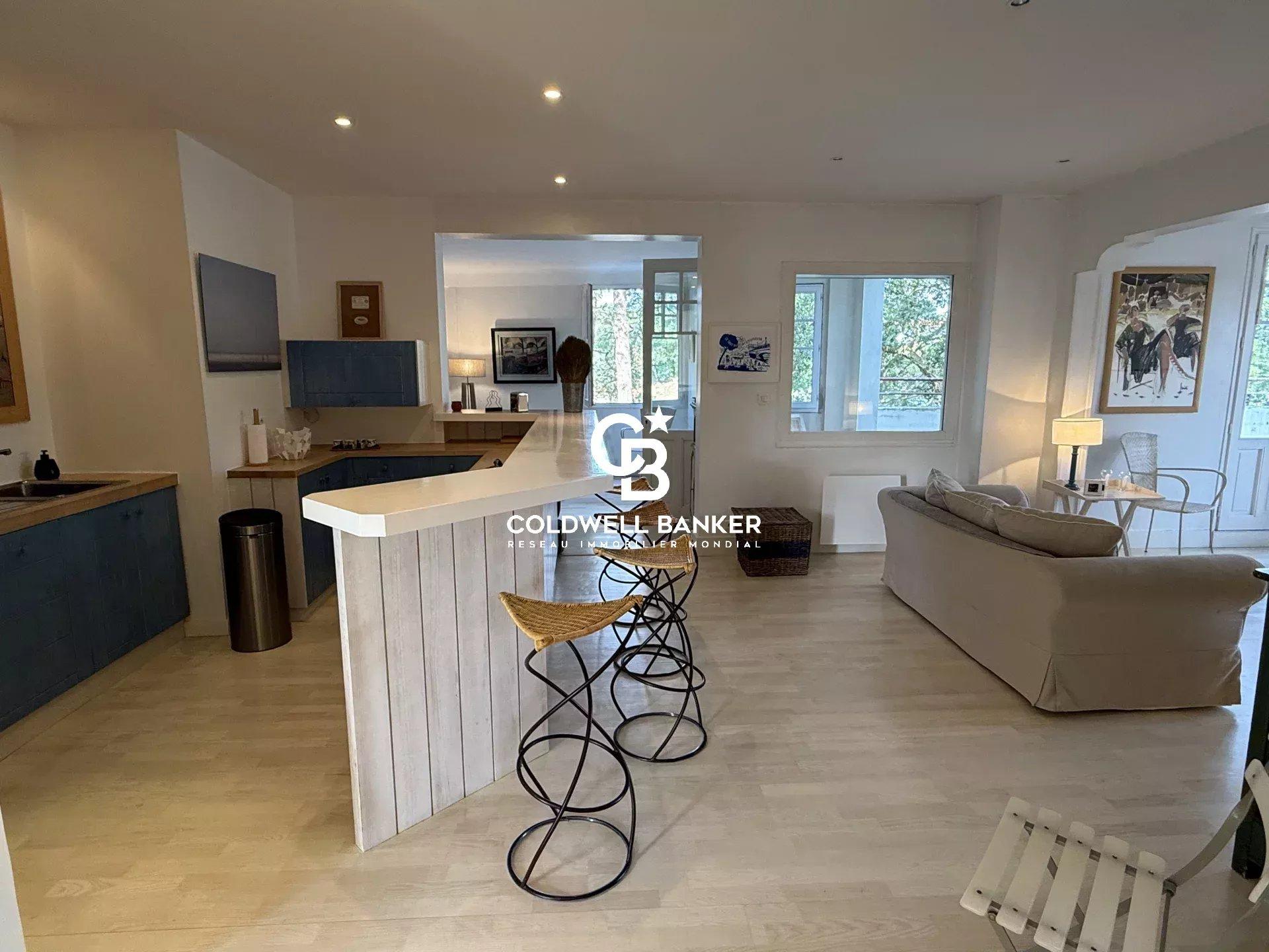 Appartement à vendre à Hossegor - 200 m² rénové avec terrasses et vue canal