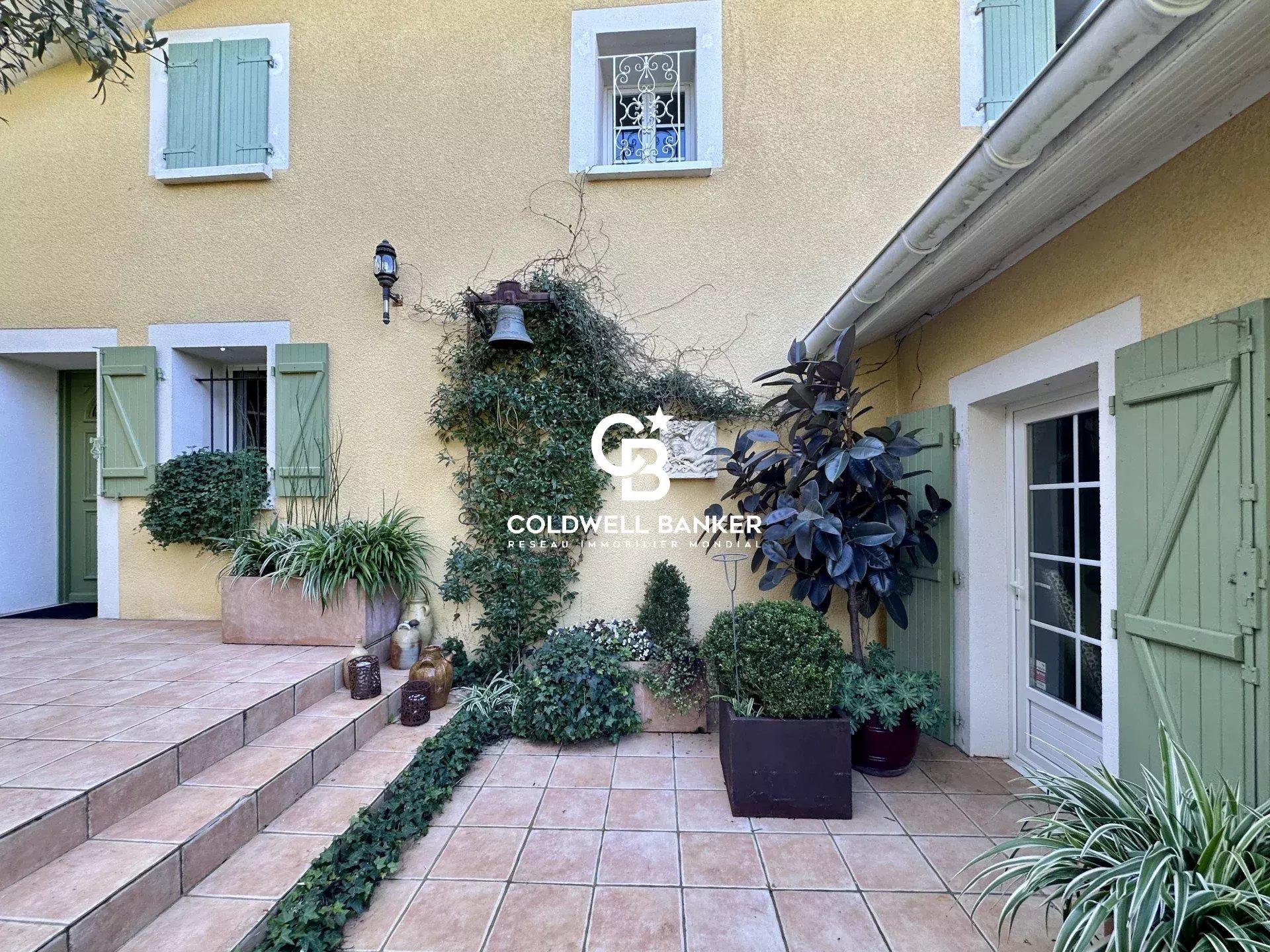 Maison à vendre à Saubrigues – demeure de charme avec jardin paysagé, piscine et six chambres
