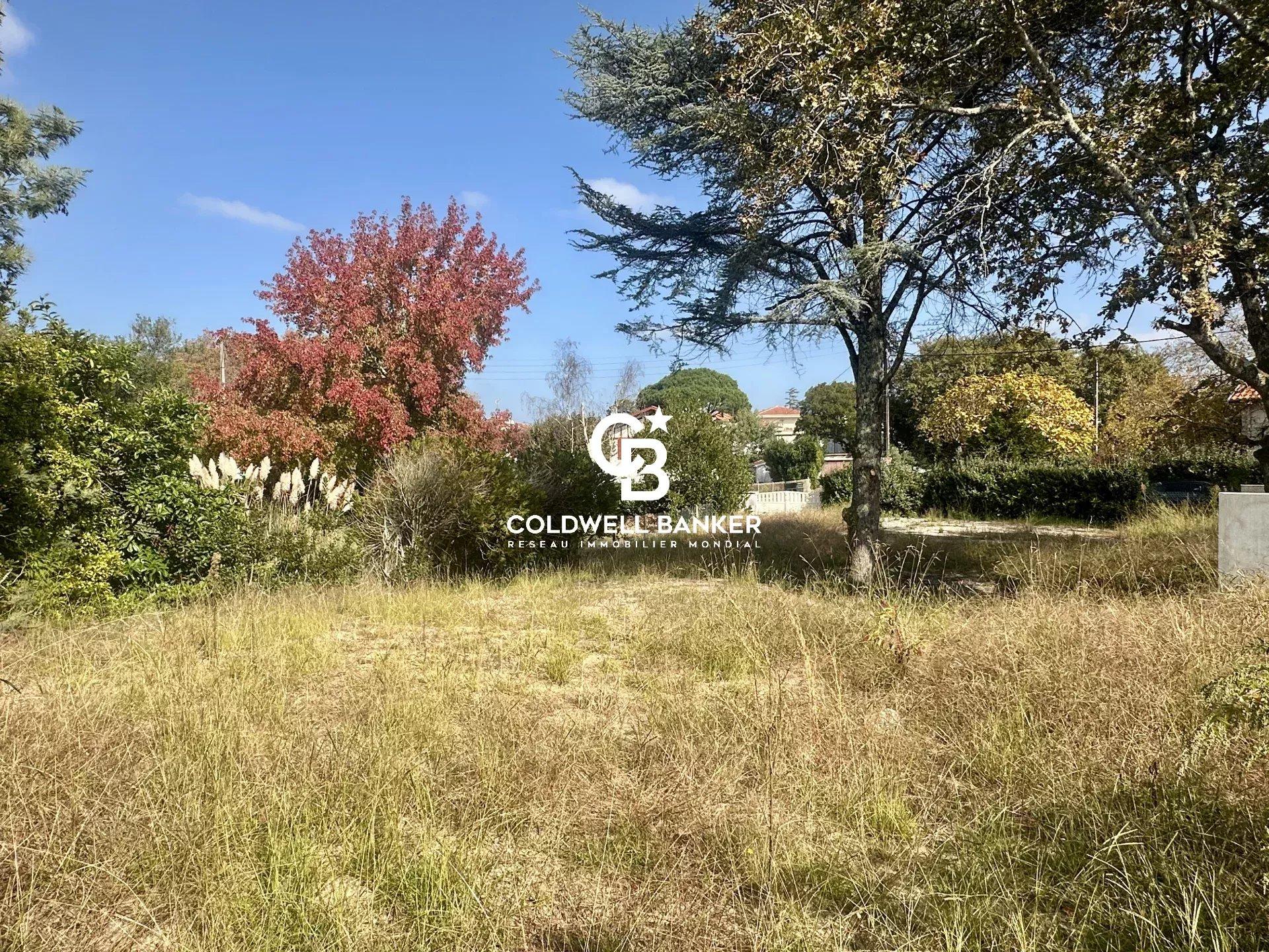 Terrain à vendre à Capbreton – parcelle viabilisée de 533 m² dans un quartier résidentiel proche des plages