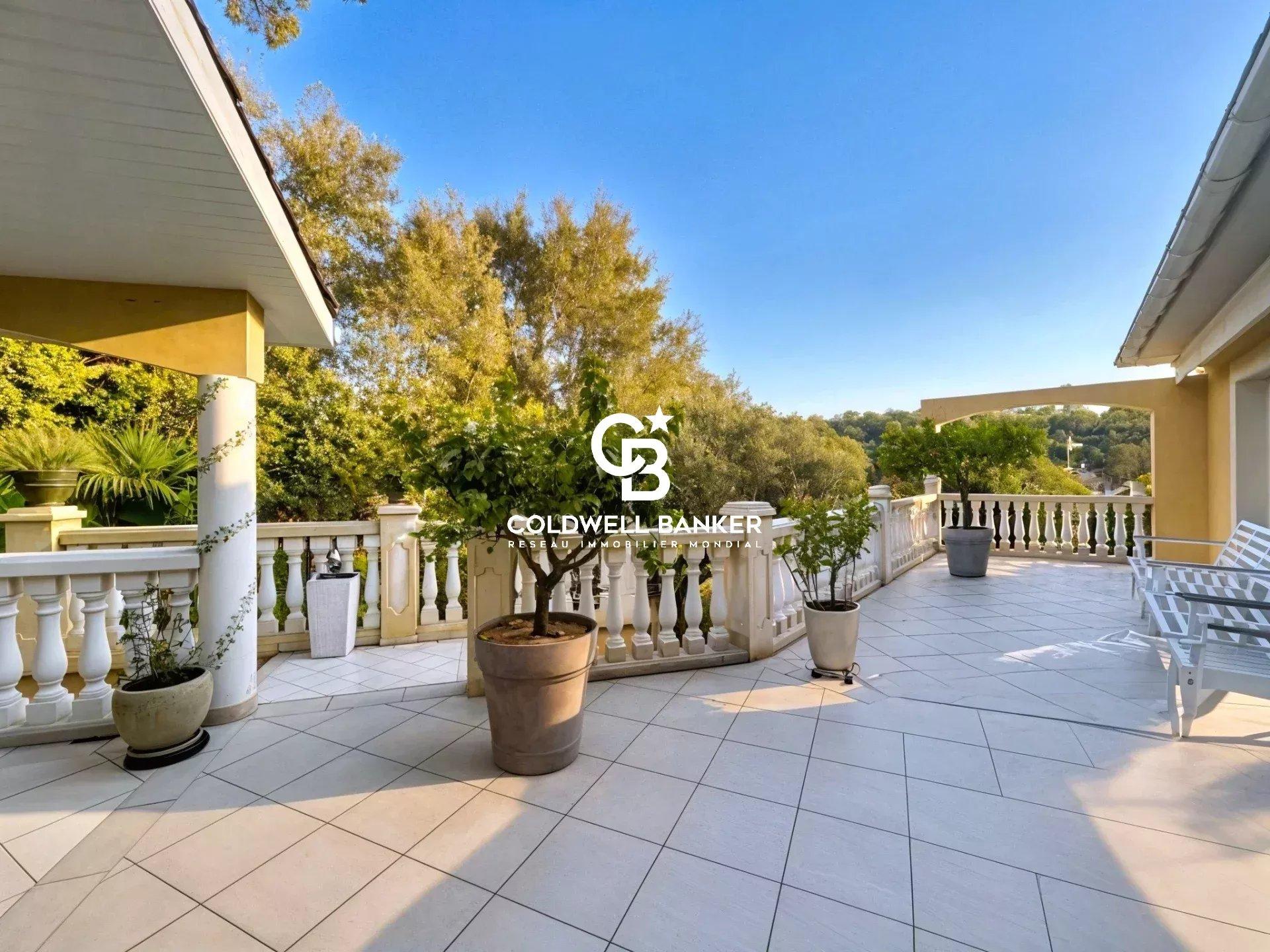 Maison à vendre à Labenne – maison familiale avec appartement indépendant et vue dégagée