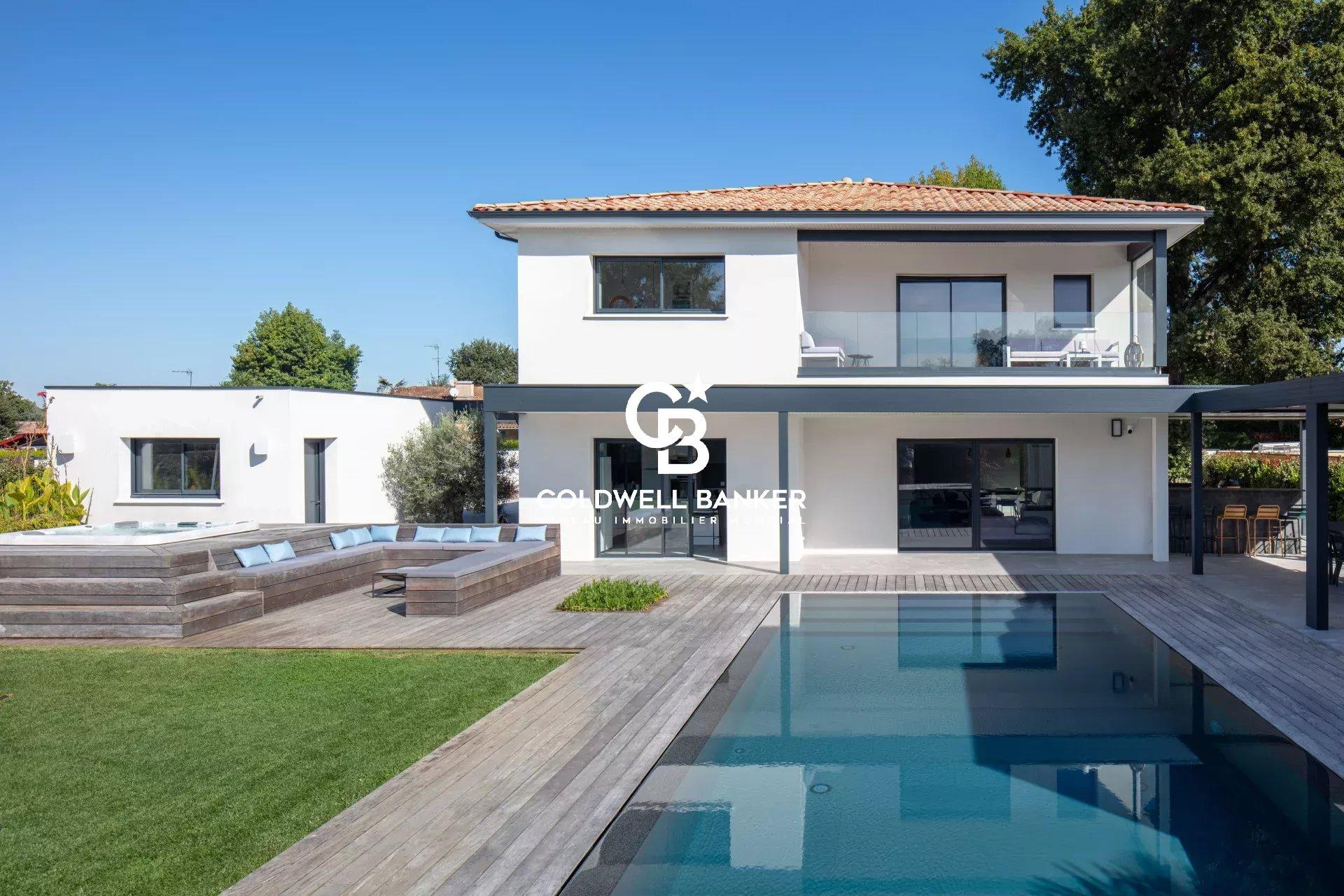 Maison à vendre à Tosse – contemporaine aux prestations haut de gamme