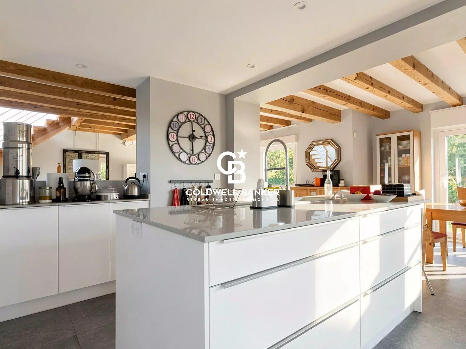 Maison à vendre Hossegor - villa rénovée 4 chambres, piscine, aperçu lac