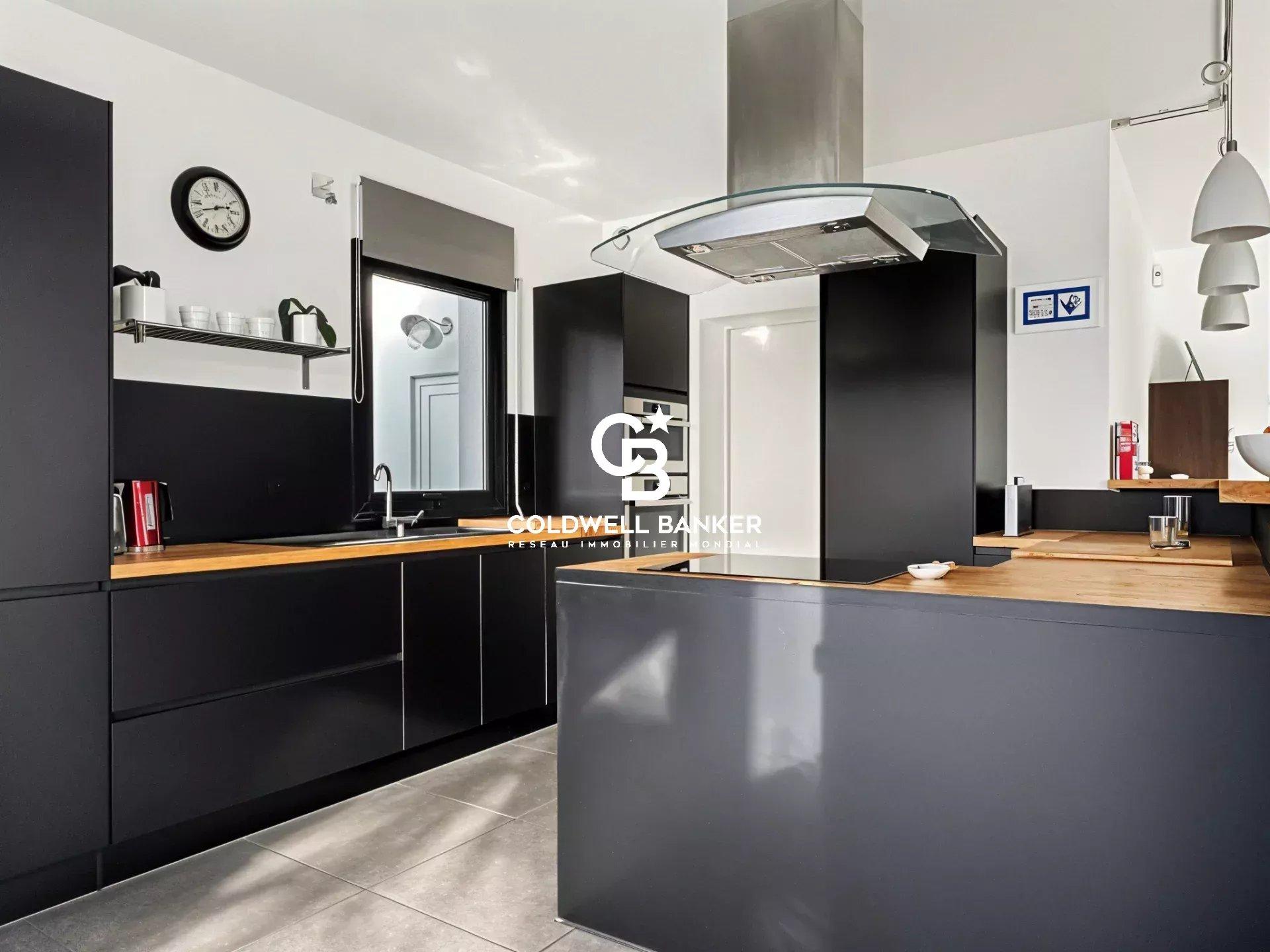 Maison à vendre à Saubion proche Seignosse – villa d'architecte avec piscine et jardin paysager