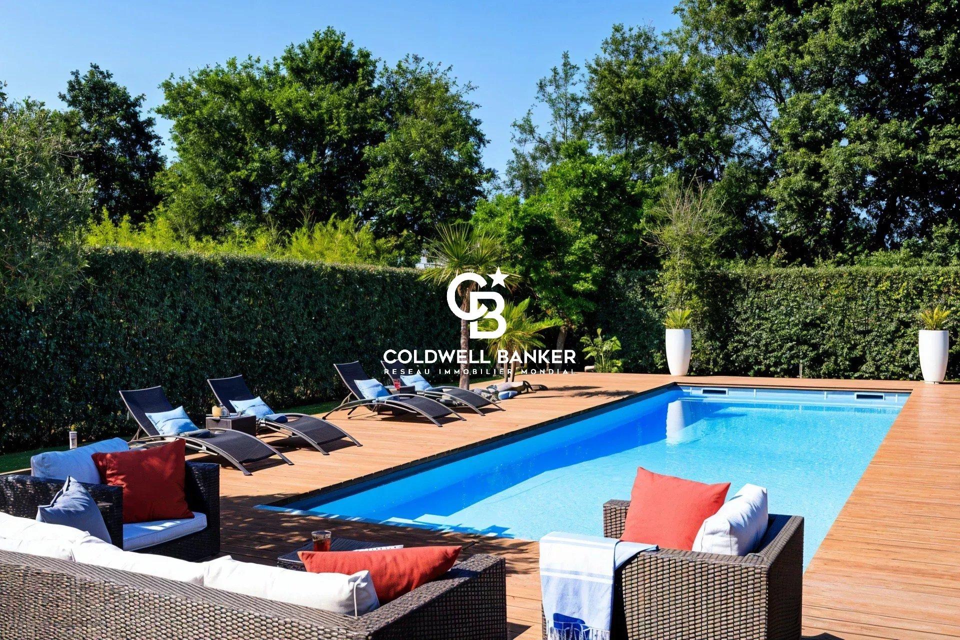 Maison à vendre à Saubion proche Seignosse – villa d'architecte avec piscine et jardin paysager