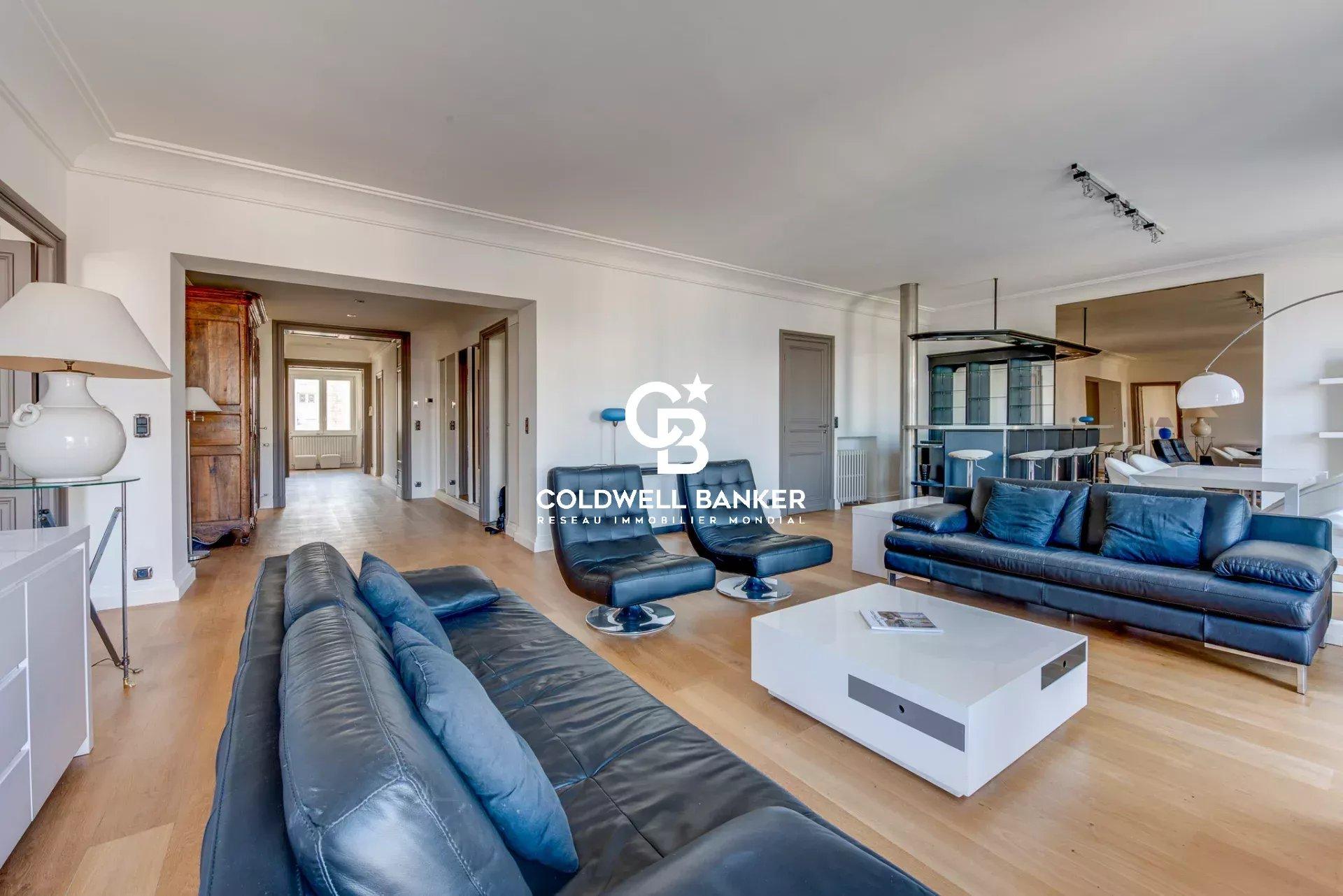 Appartement à vendre Biarritz - vue océan, volumes remarquables et résidence de standing