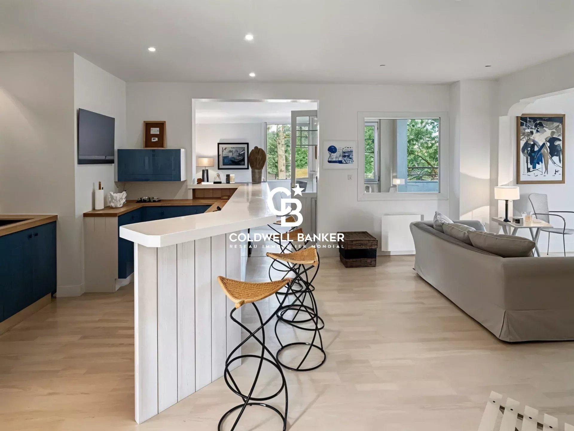 Appartement à vendre Hossegor – terrasses vue canal, volumes généreux et rénovation haut de gamme