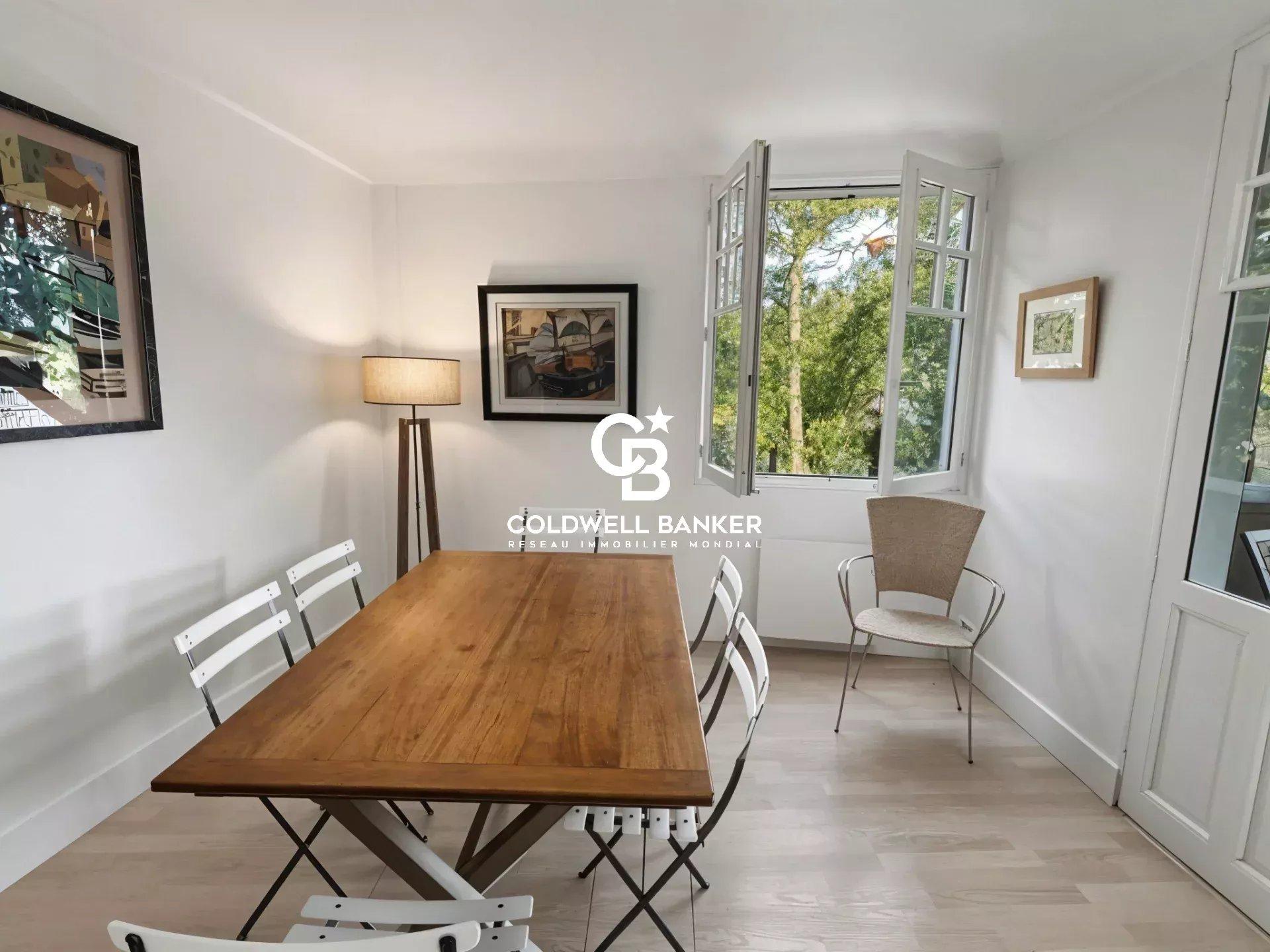 Appartement à vendre Hossegor – terrasses vue canal, volumes généreux et rénovation haut de gamme