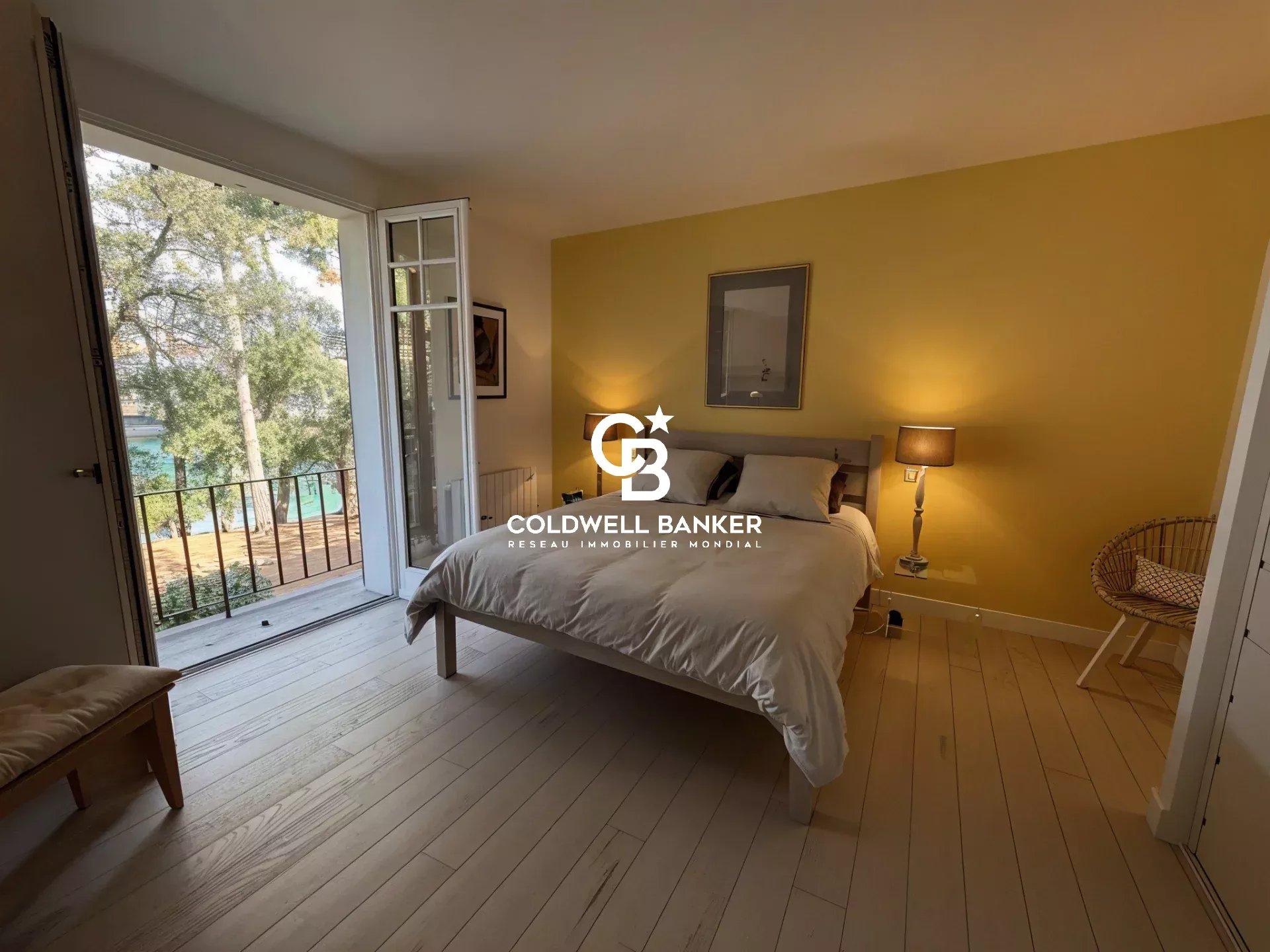 Appartement à vendre Hossegor – terrasses vue canal, volumes généreux et rénovation haut de gamme