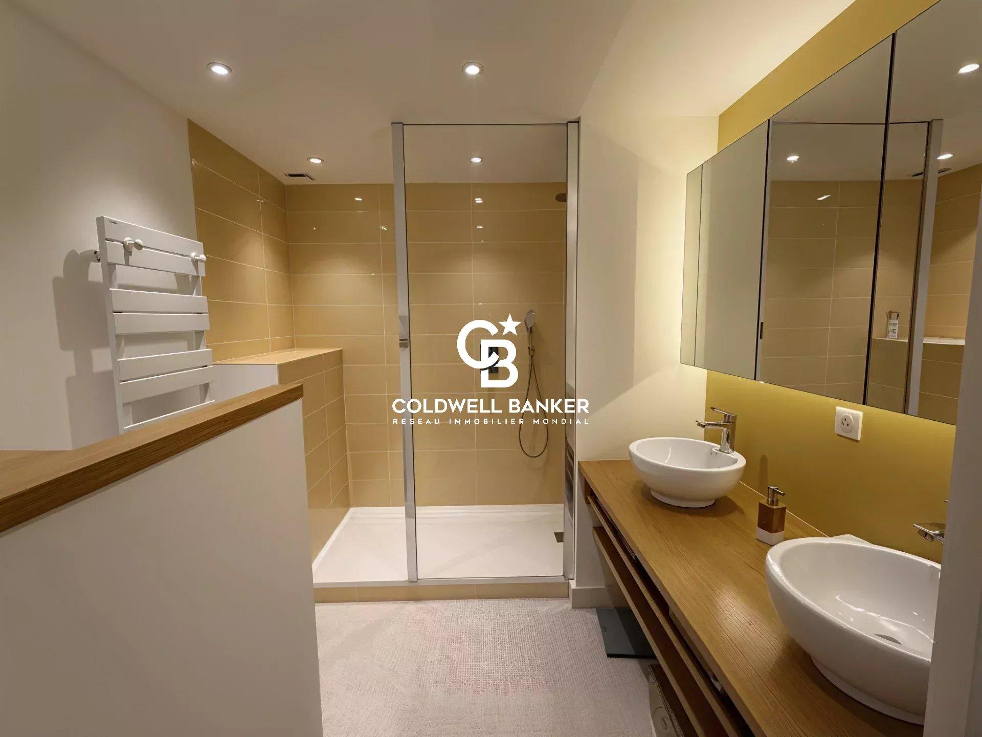 Appartement à vendre Hossegor – terrasses vue canal, volumes généreux et rénovation haut de gamme