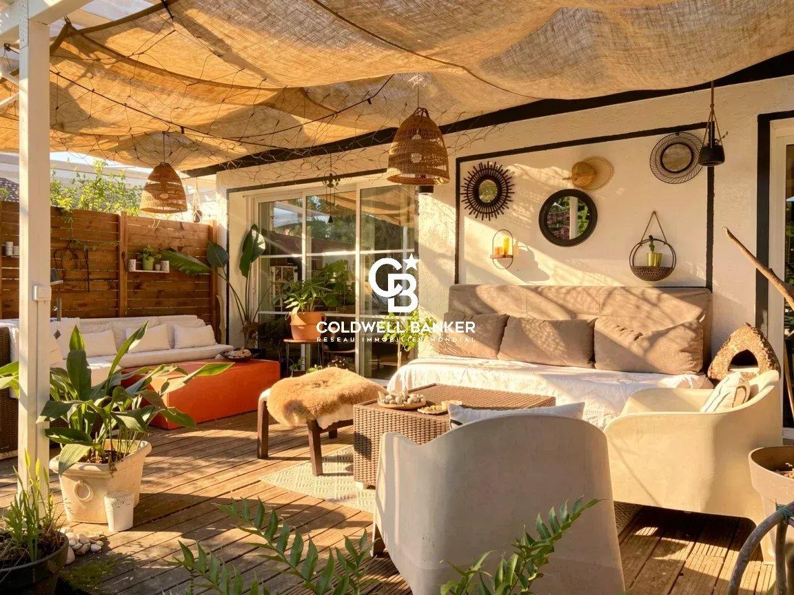 Maison à vendre Seignosse centre-ville - maison de ville avec dépendance T3 terrasse jardin