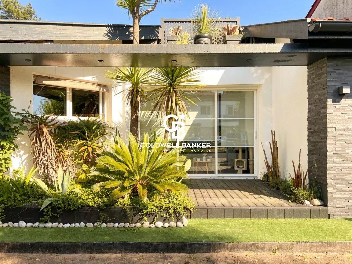 Maison à vendre Seignosse centre-ville - maison de ville avec dépendance T3 terrasse jardin