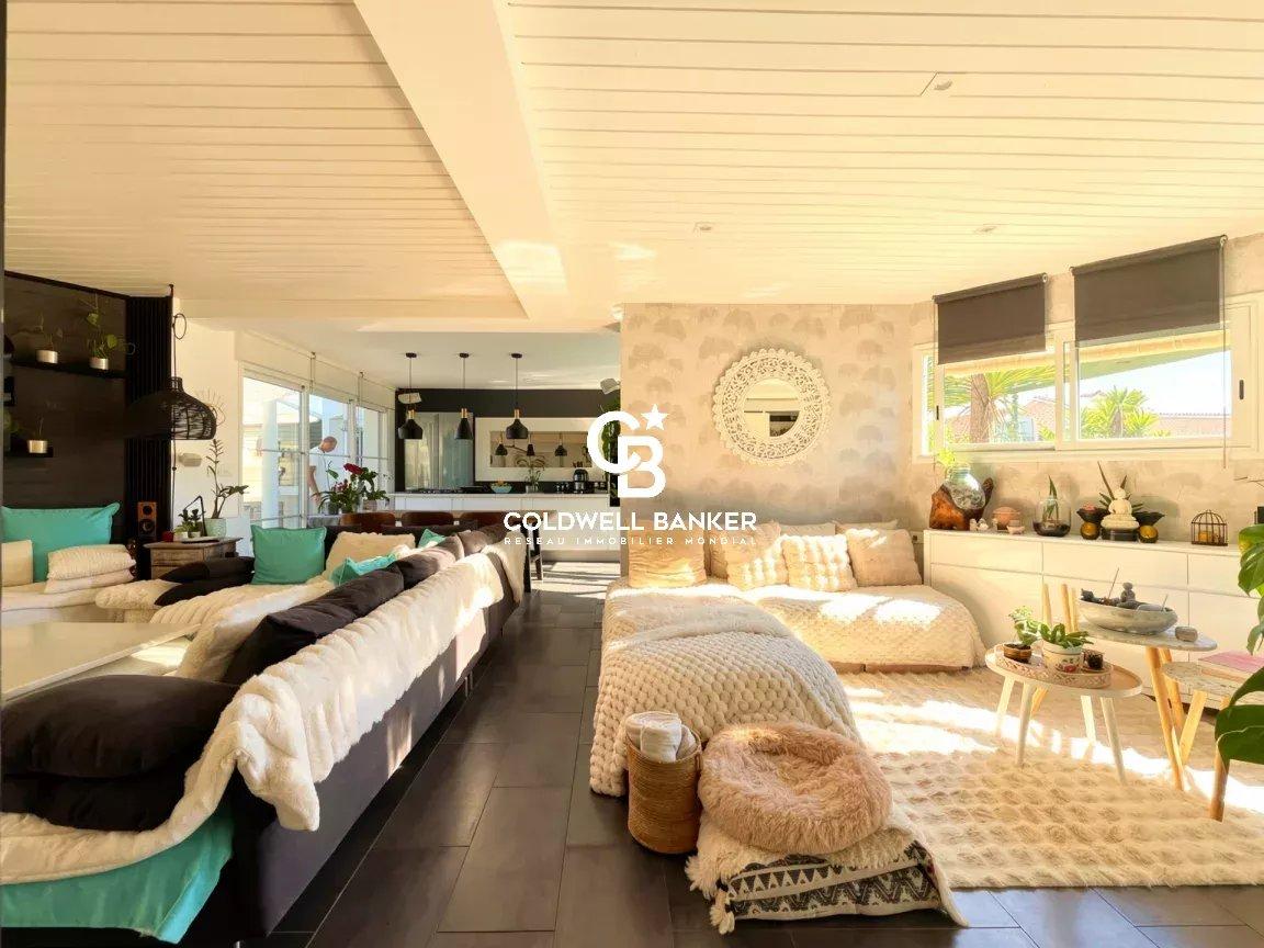 Maison à vendre Seignosse centre-ville - maison de ville avec dépendance T3 terrasse jardin