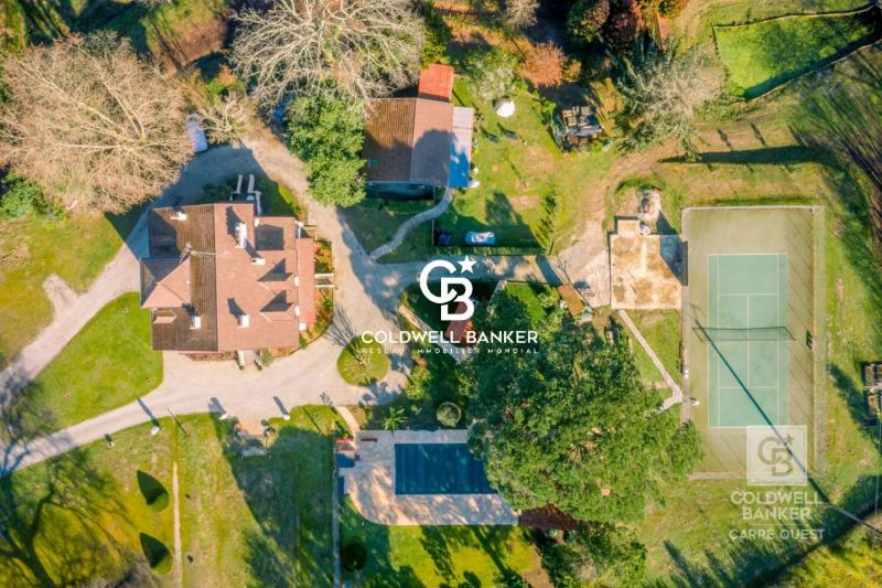 Propriété de prestige avec piscine et grand terrain de 2.6 hectares Soustons