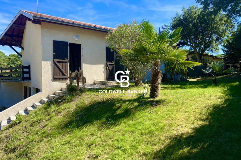 Villa landaise à vendre entre golf et océan à Seignosse