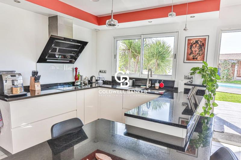 Superbe villa avec piscine et grand pool house à vendre Soustons Est