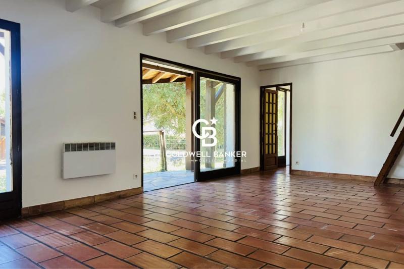 Villa landaise à vendre entre golf et océan à Seignosse