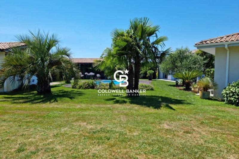 Superbe villa avec piscine et grand pool house à vendre Soustons Est