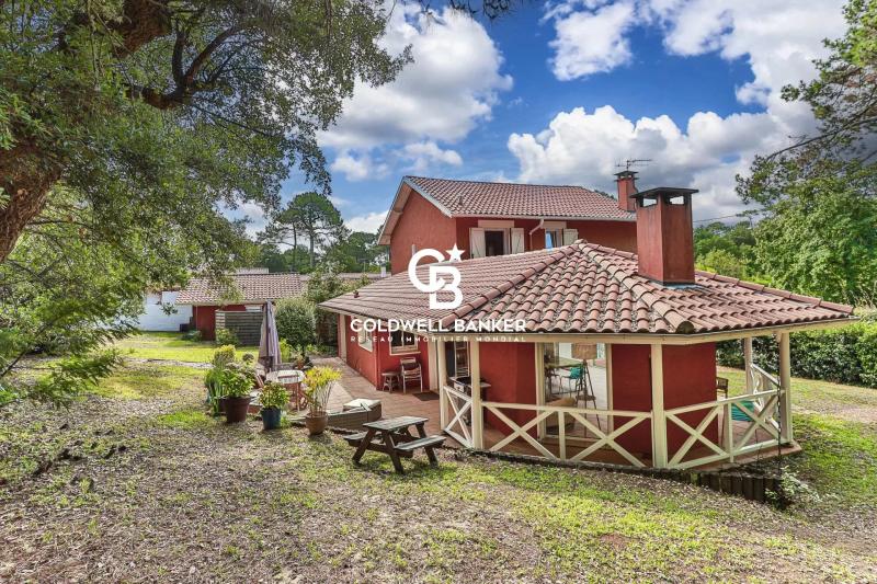 Spacieuse villa avec dépendance, grand terrain et garage Lac d’Hossegor