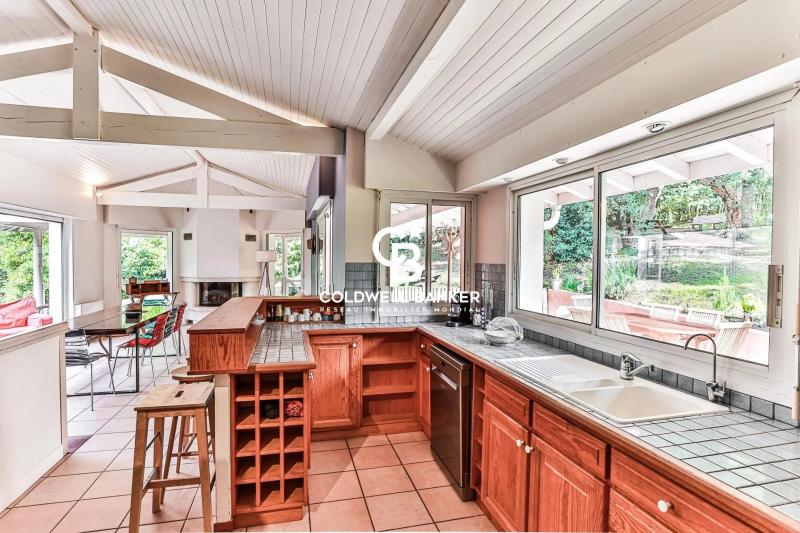 Spacieuse villa avec dépendance, grand terrain et garage Lac d’Hossegor