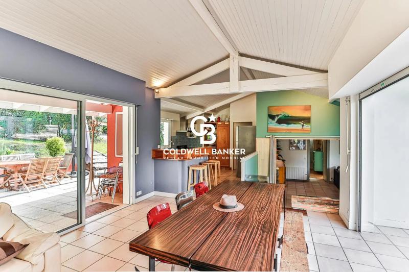 Spacieuse villa avec dépendance, grand terrain et garage Lac d’Hossegor