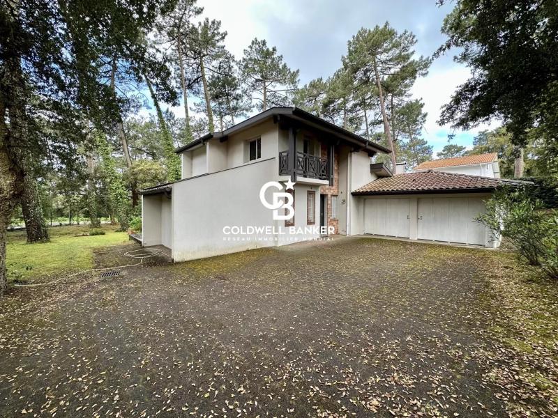 Maison à rénover avec grand terrain proche golf et centre-ville de Soorts-Hossegor